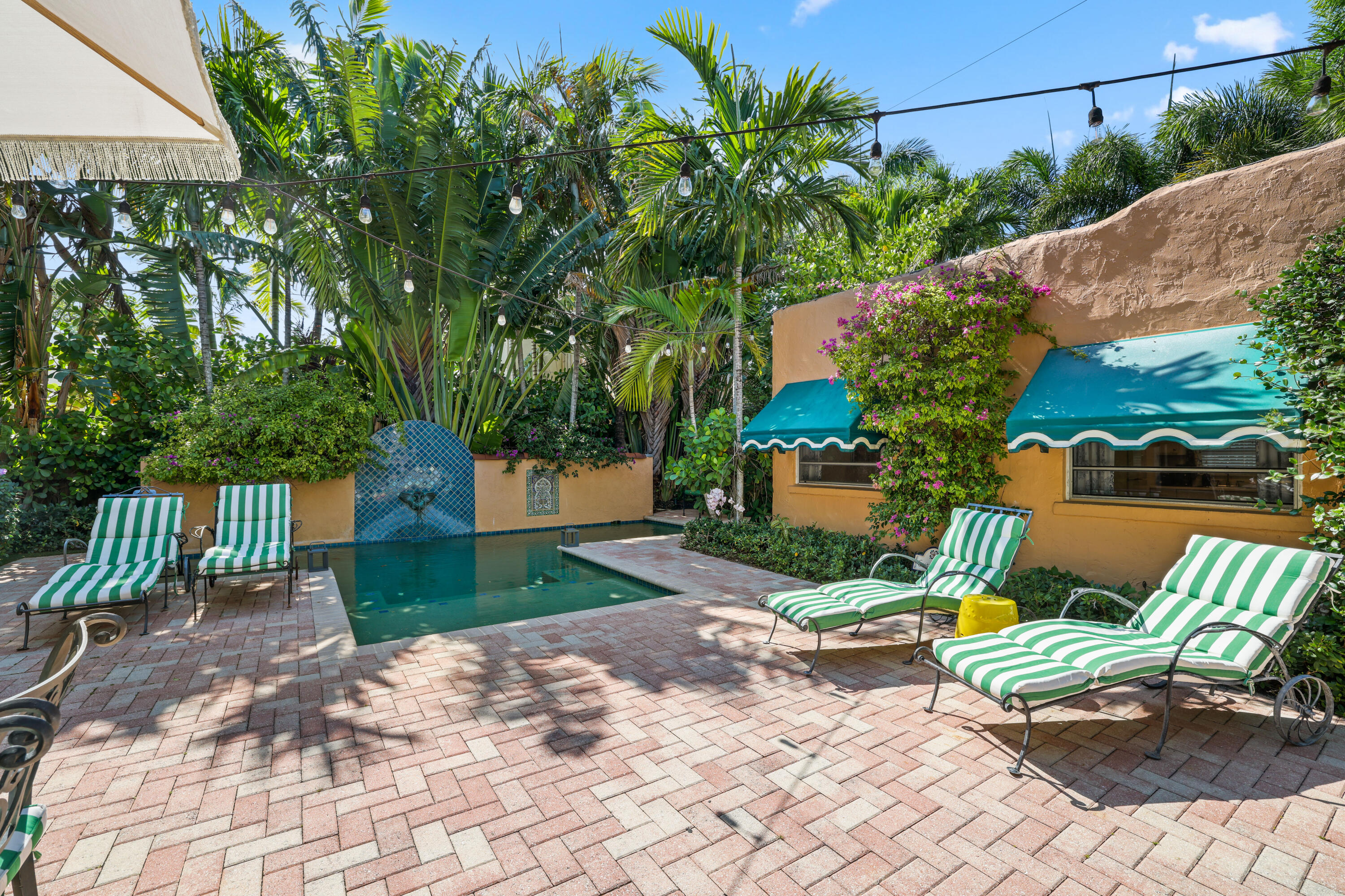 325 Greymon Drive, West Palm Beach