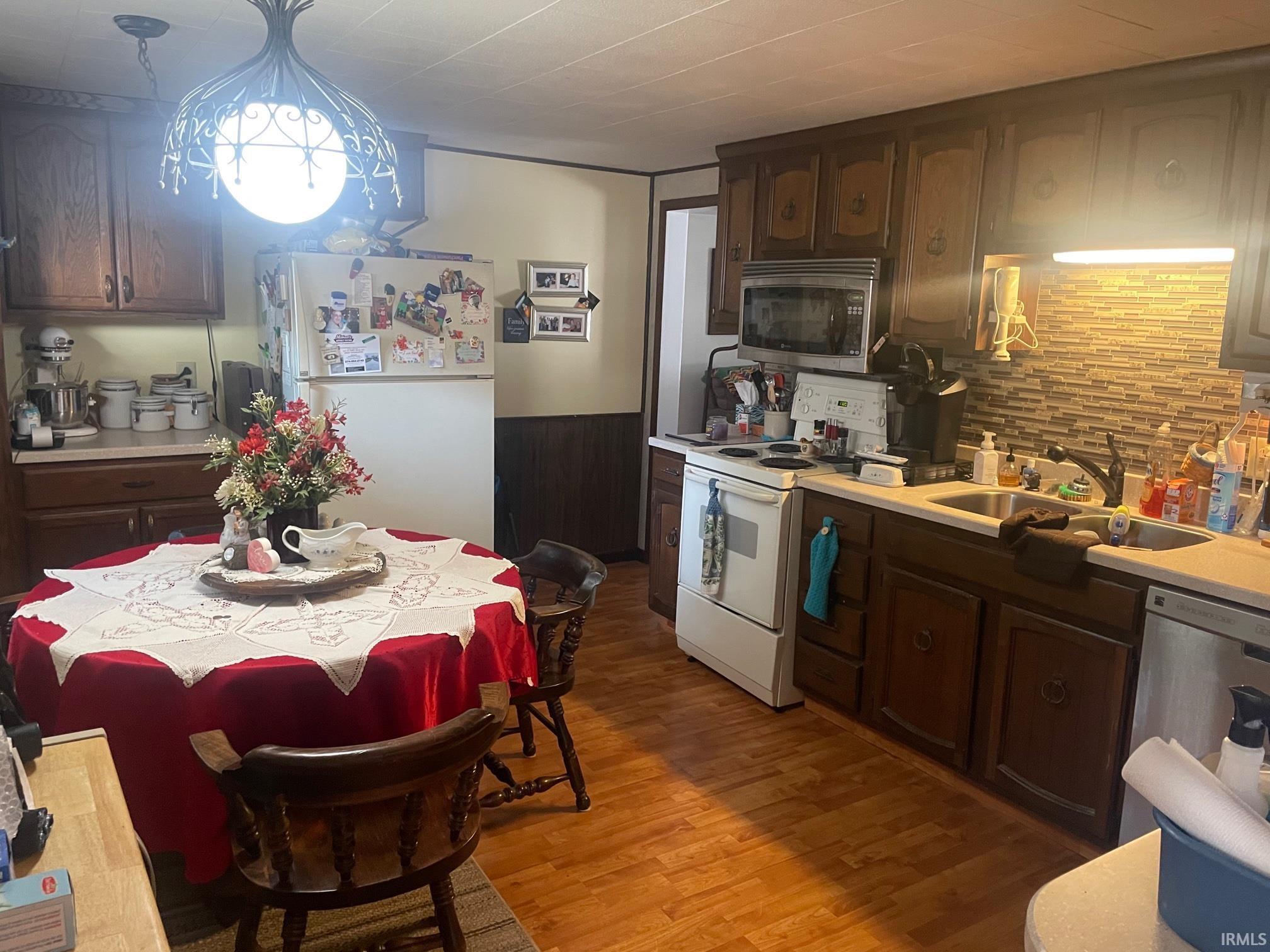 16059 Cook Lake Ridge