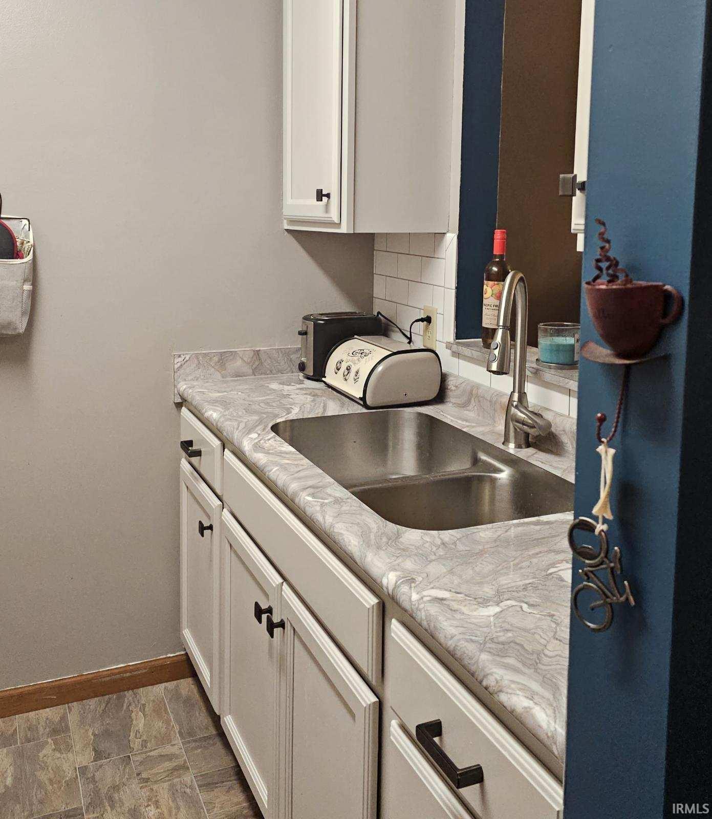 2211 Hillcrest Avenue Unit: I