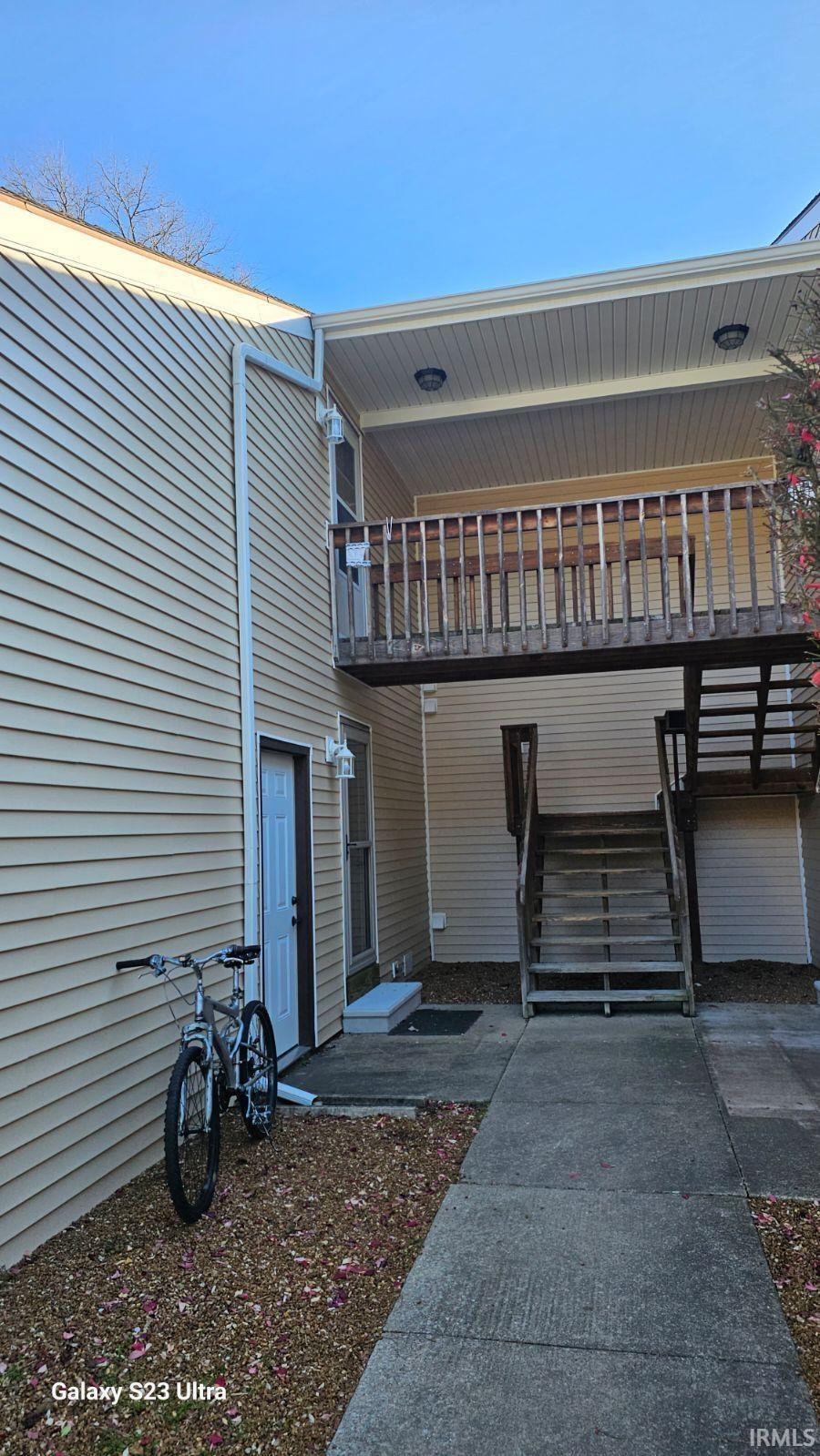 2211 Hillcrest Avenue Unit: I