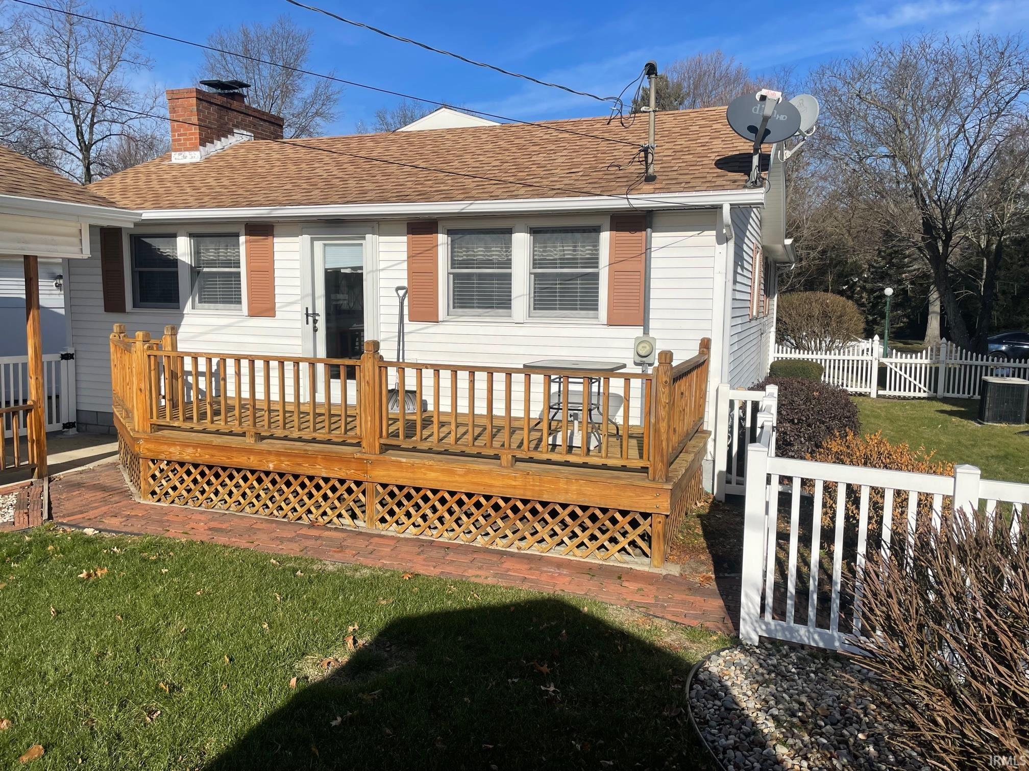 1112 Ferndale Street