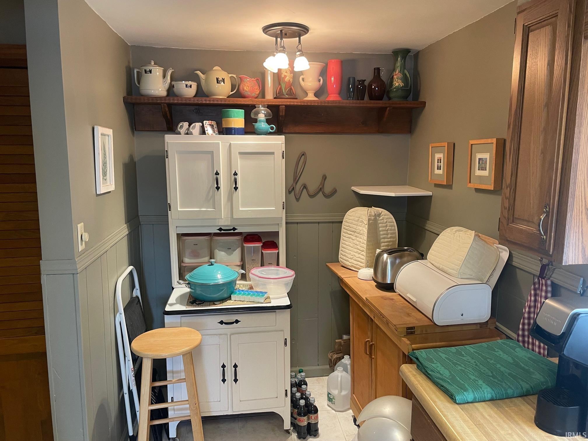 1112 Ferndale Street