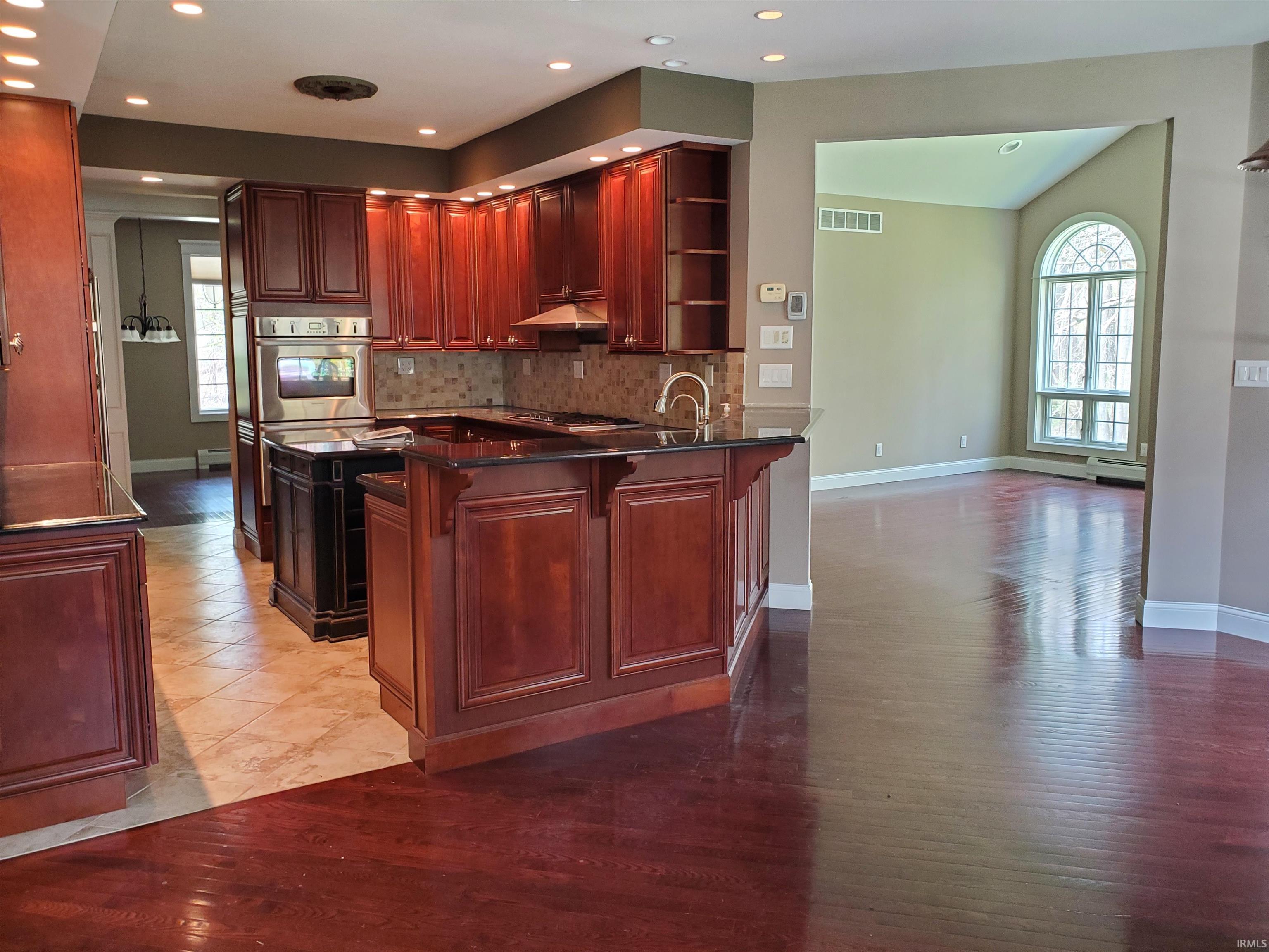 2400 W Jefferson Street