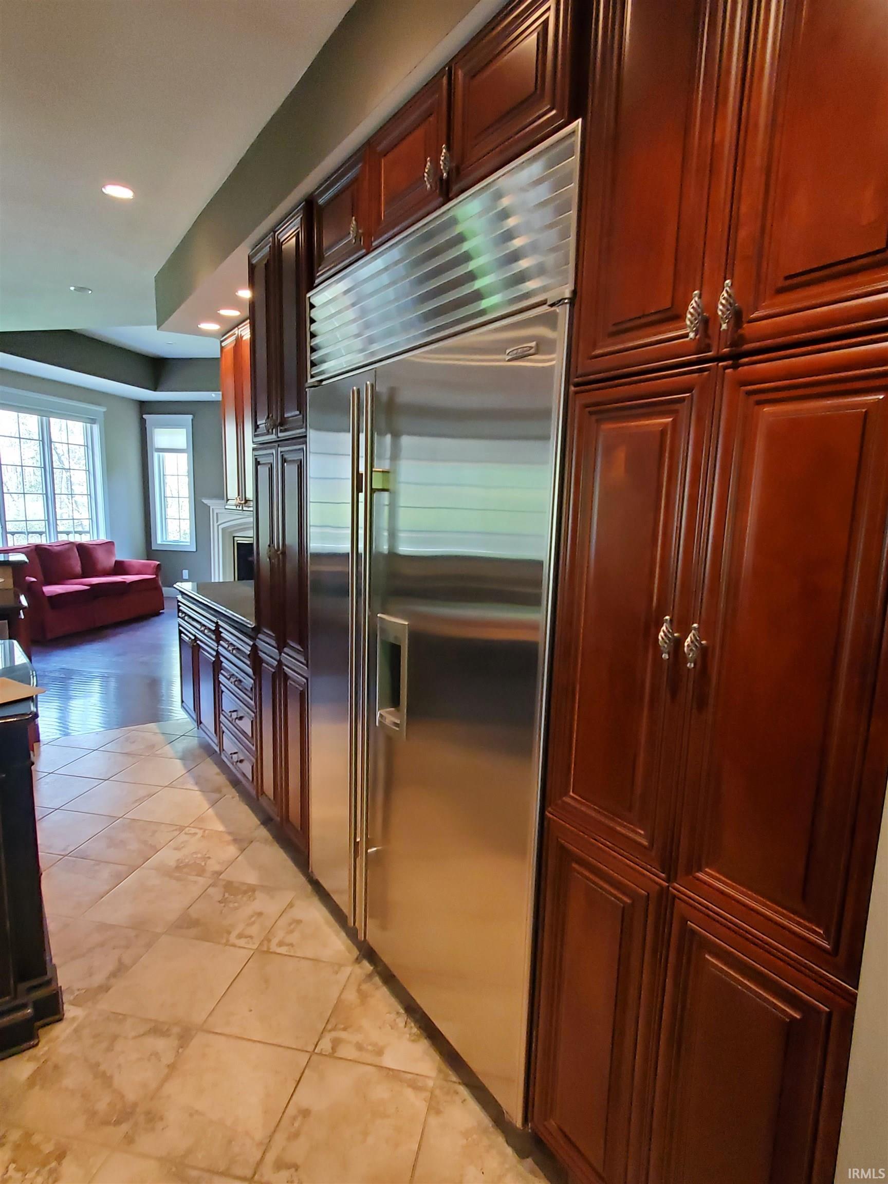 2400 W Jefferson Street