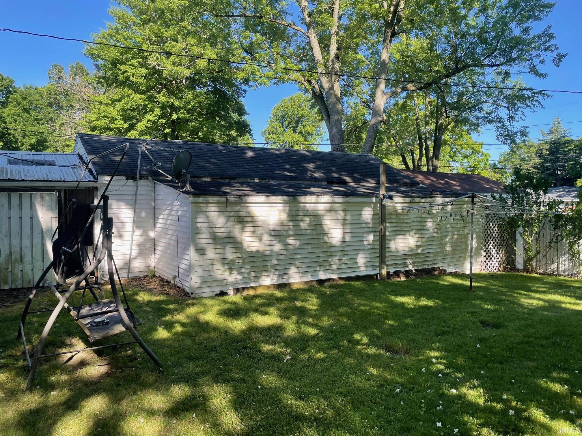 405 Alexander Street