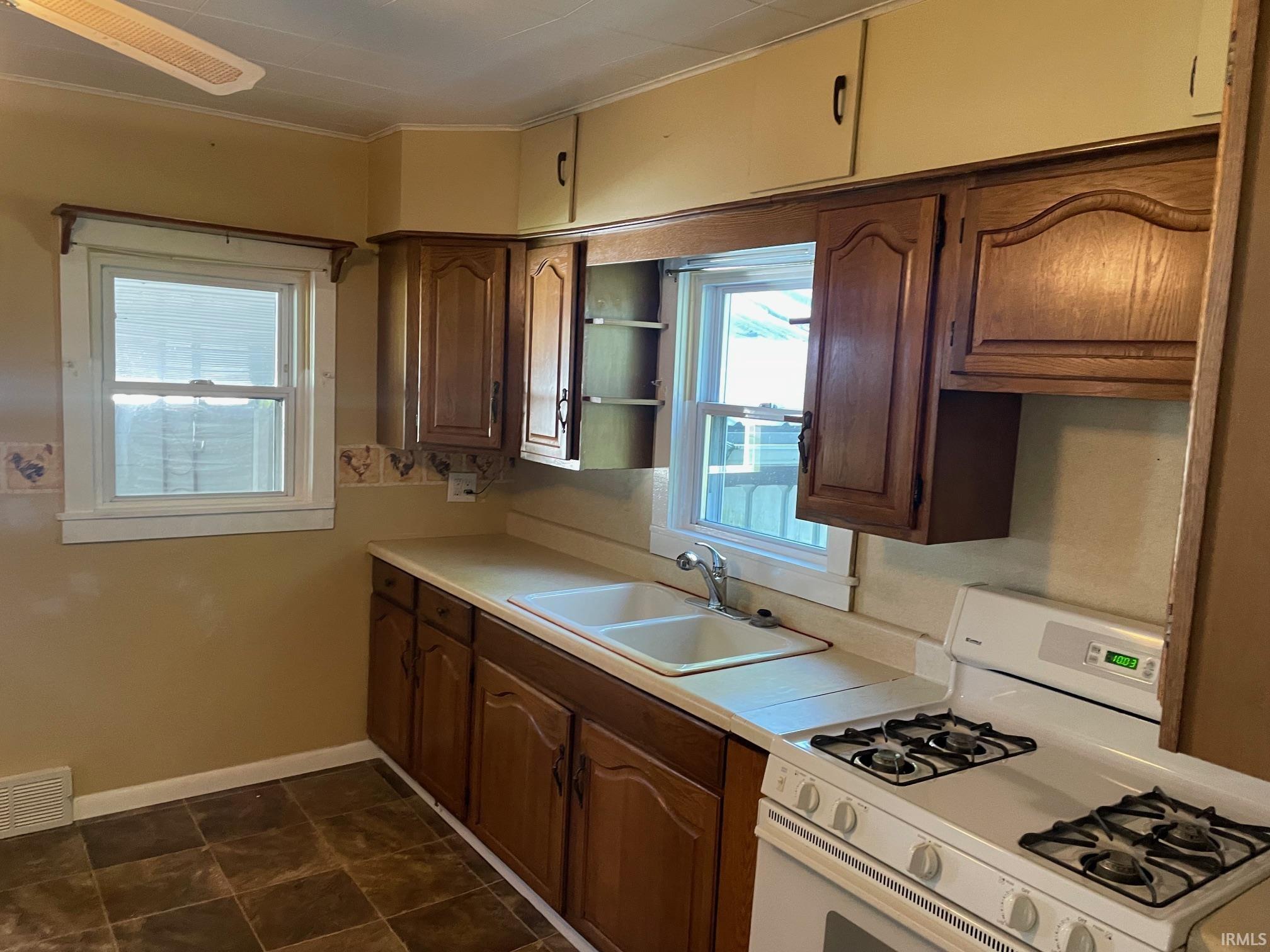 405 Alexander Street