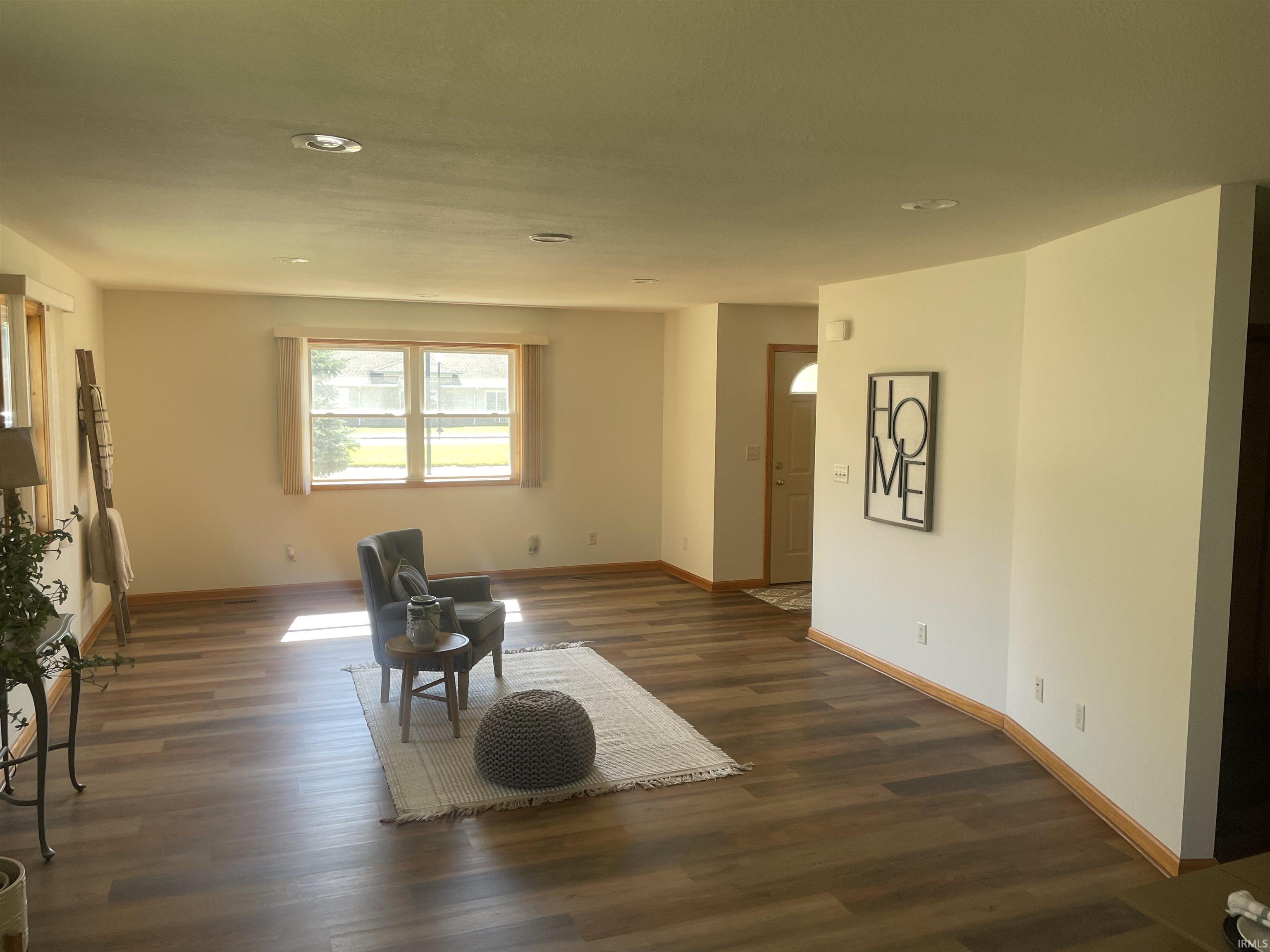 2220 Hillcrest Avenue Unit: 2