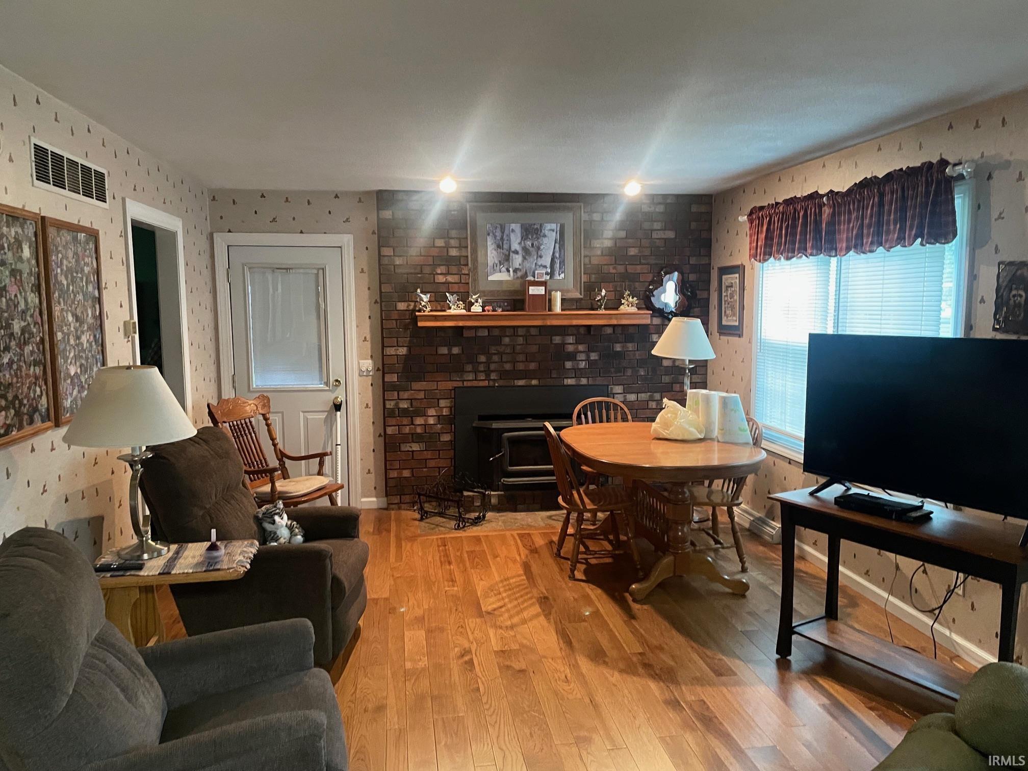 10963 9A Road