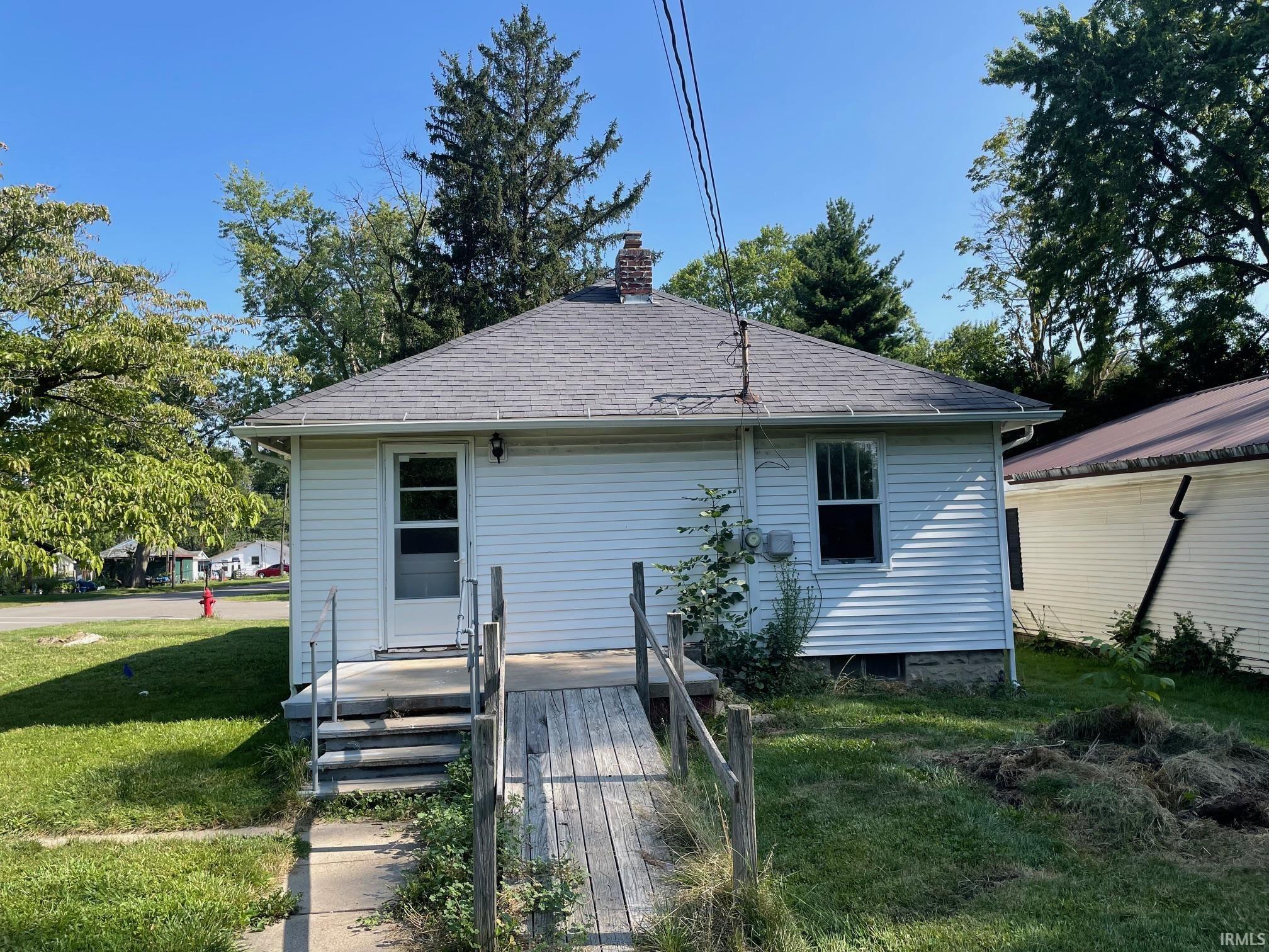 823 W Monroe Street