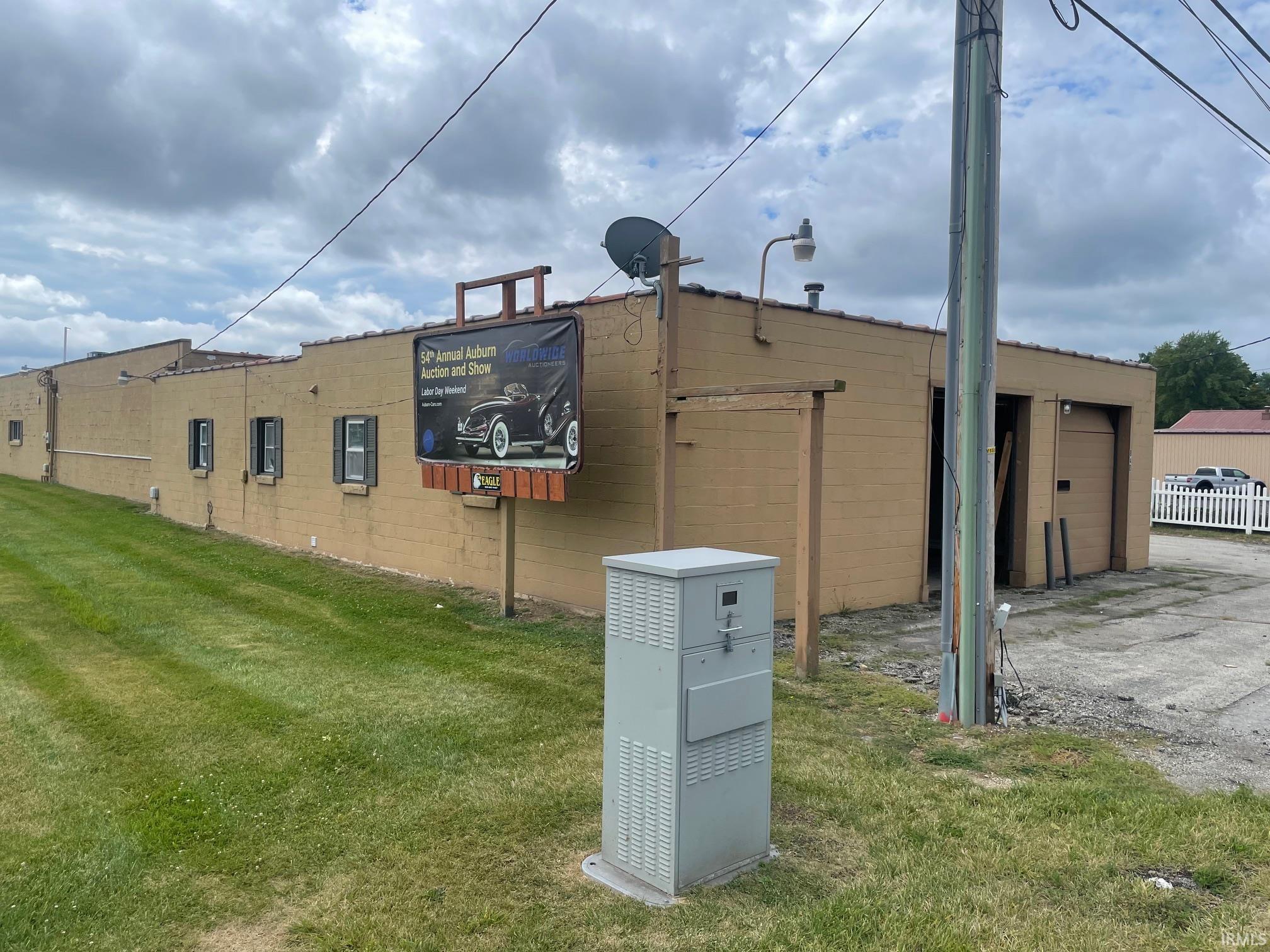 841 E Lincolnway Street