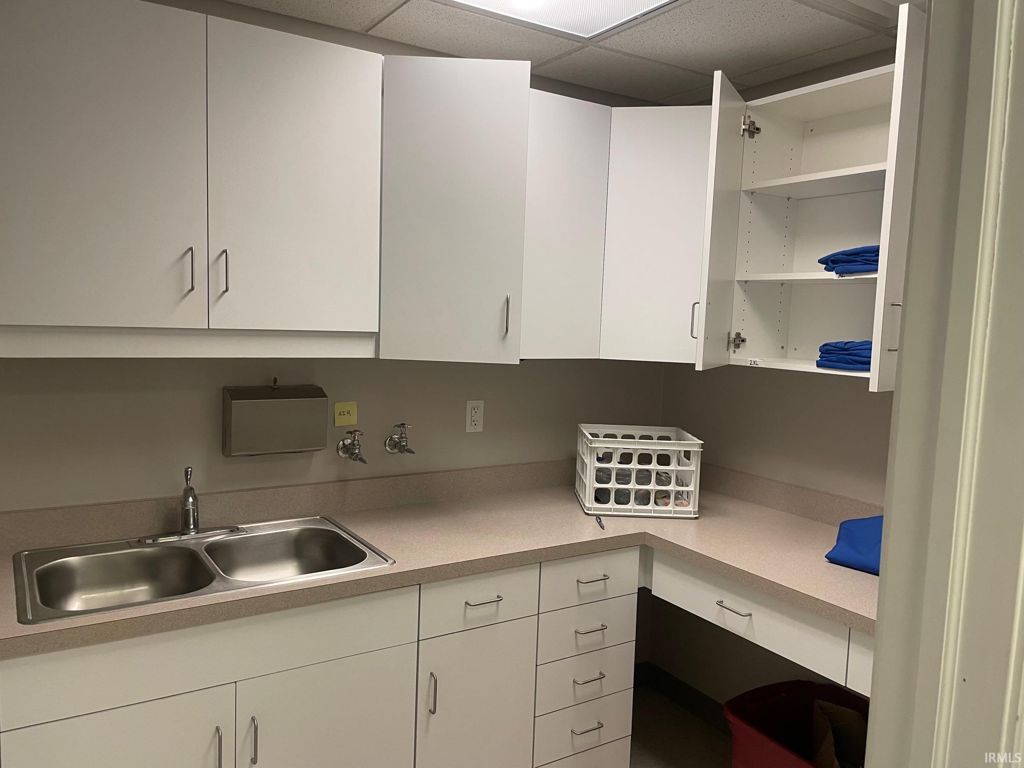 841 E Lincolnway Street