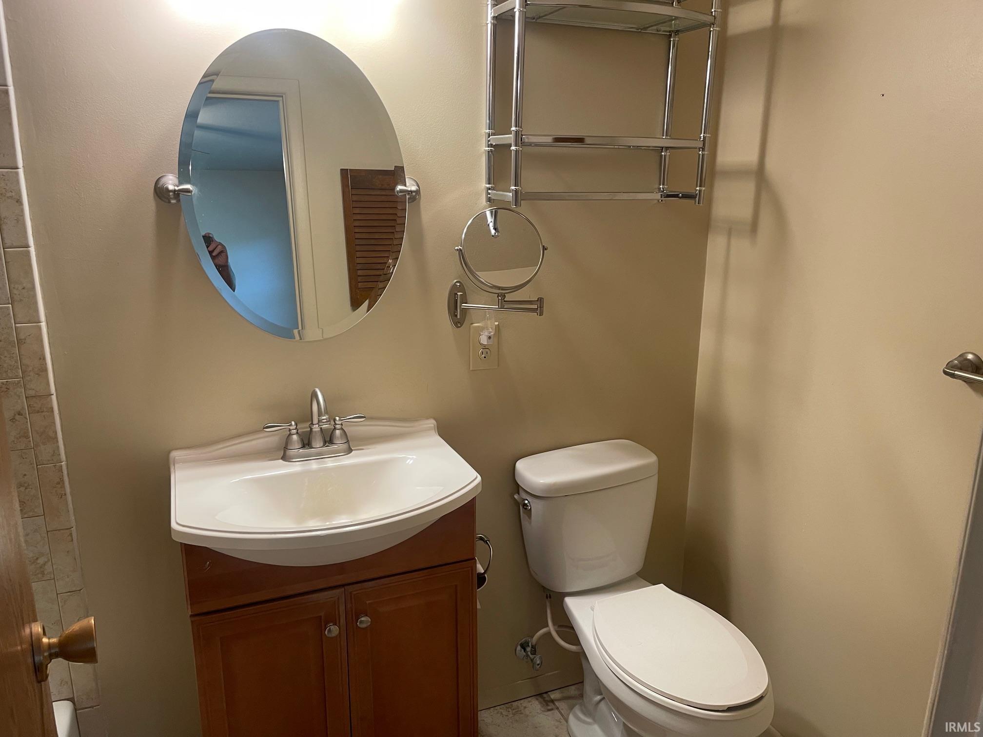 1309 Darien Court