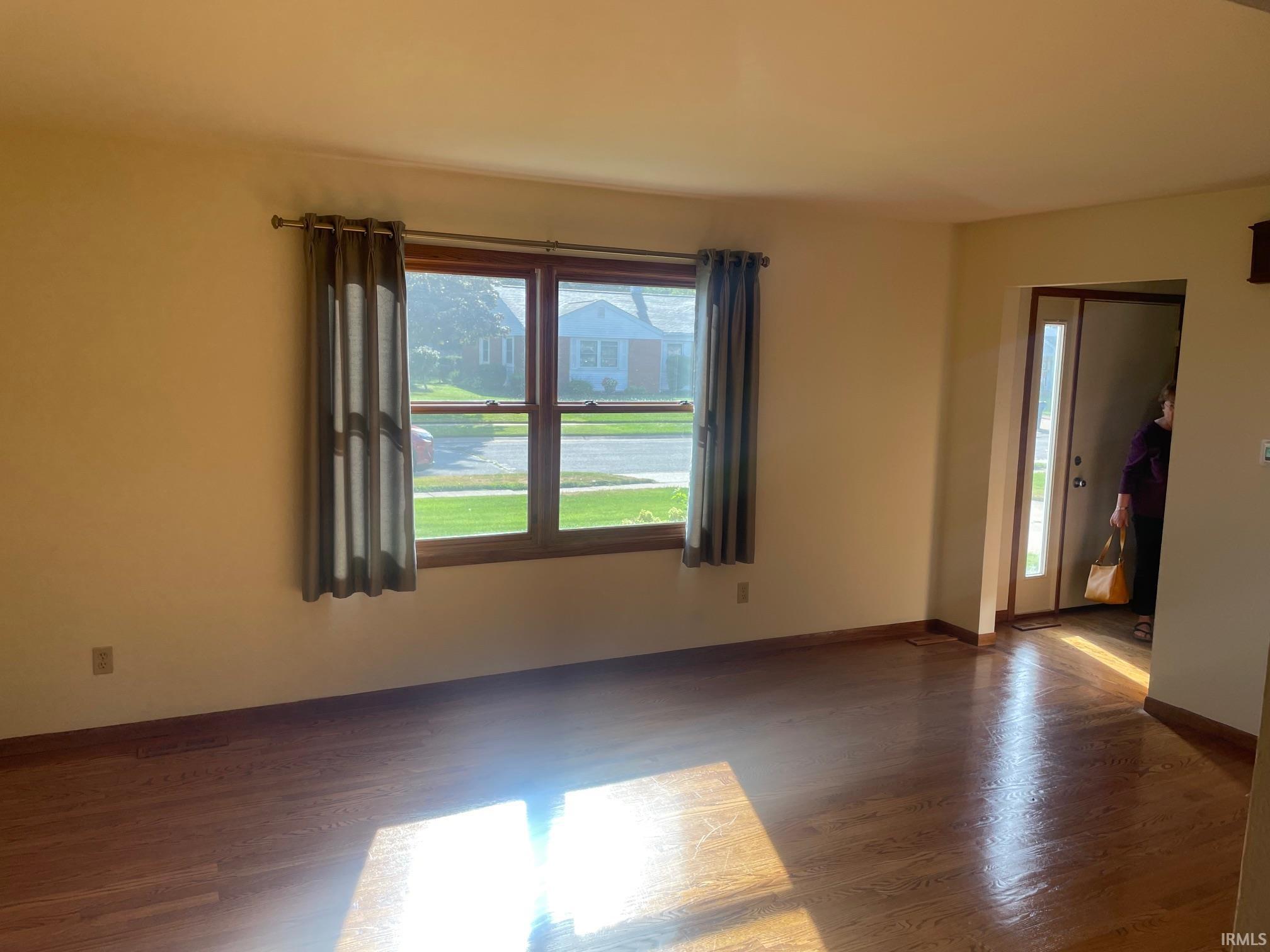 1309 Darien Court