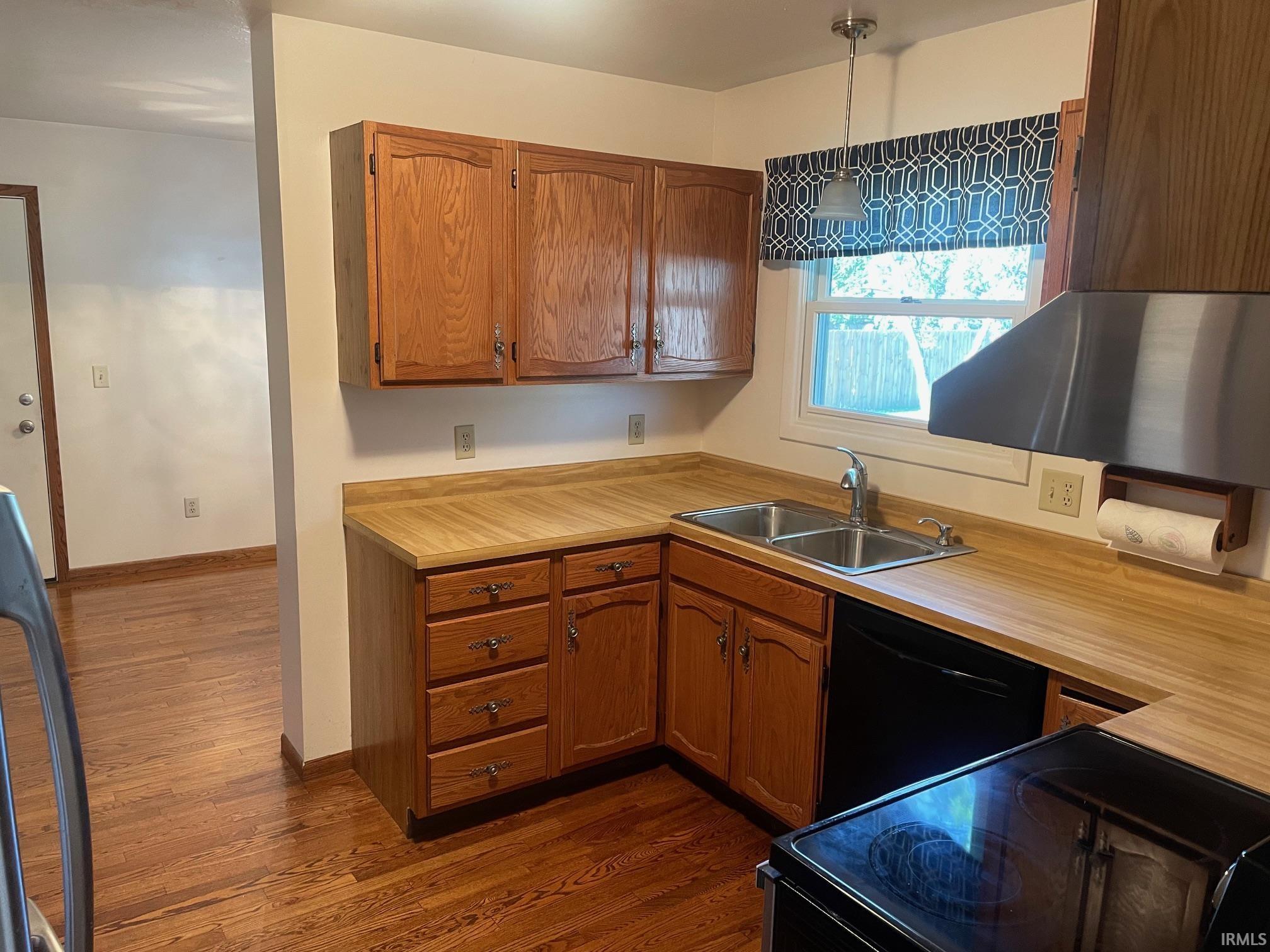 1309 Darien Court