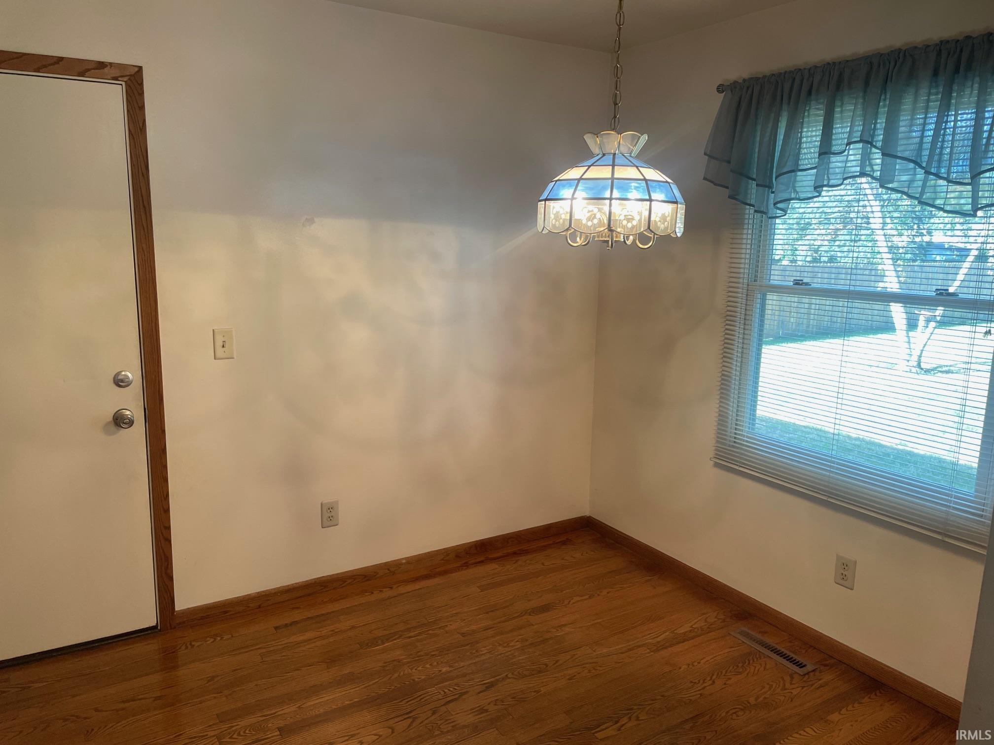 1309 Darien Court