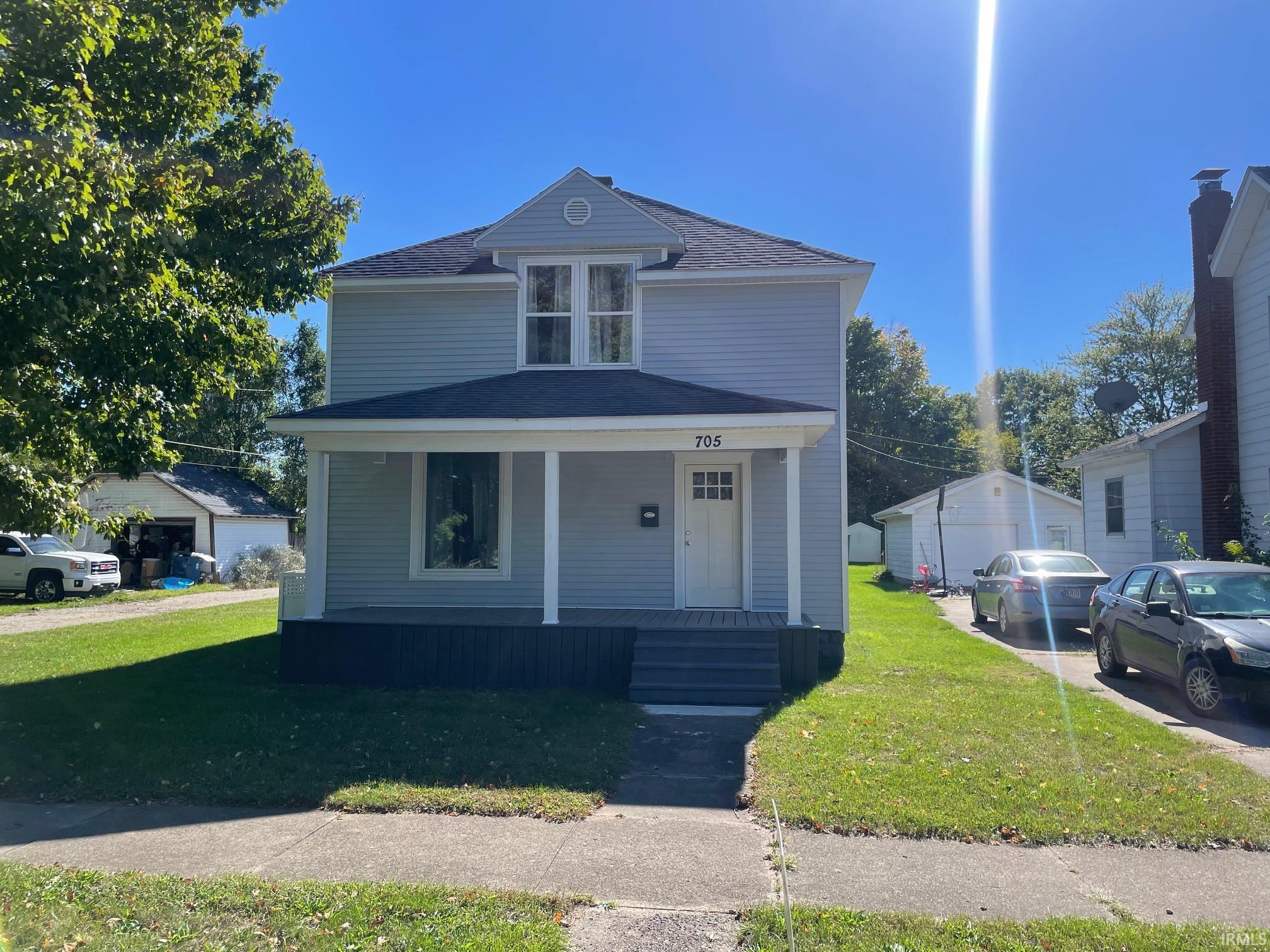 705 Illinois Street
