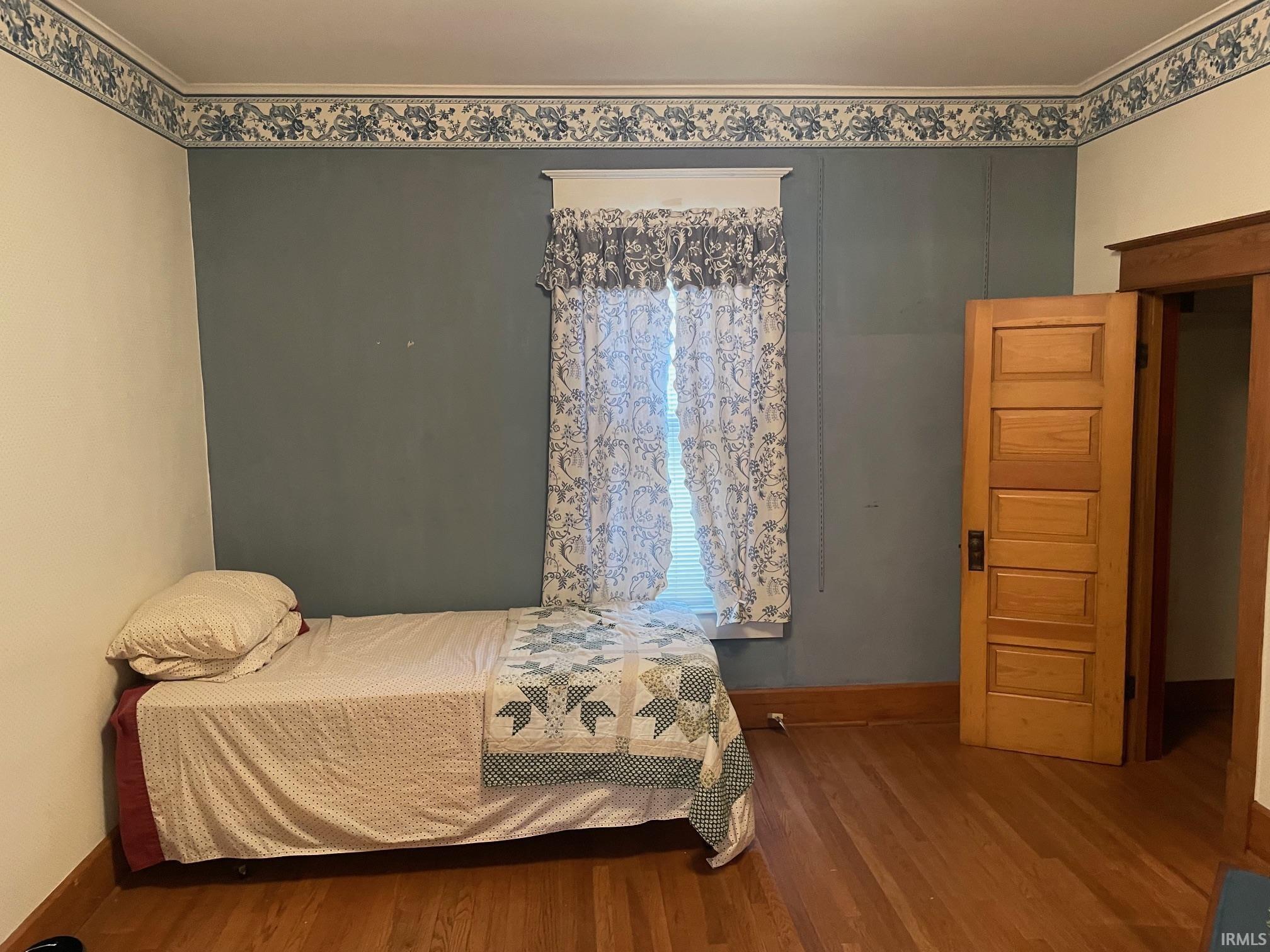 1008 N Michigan Street