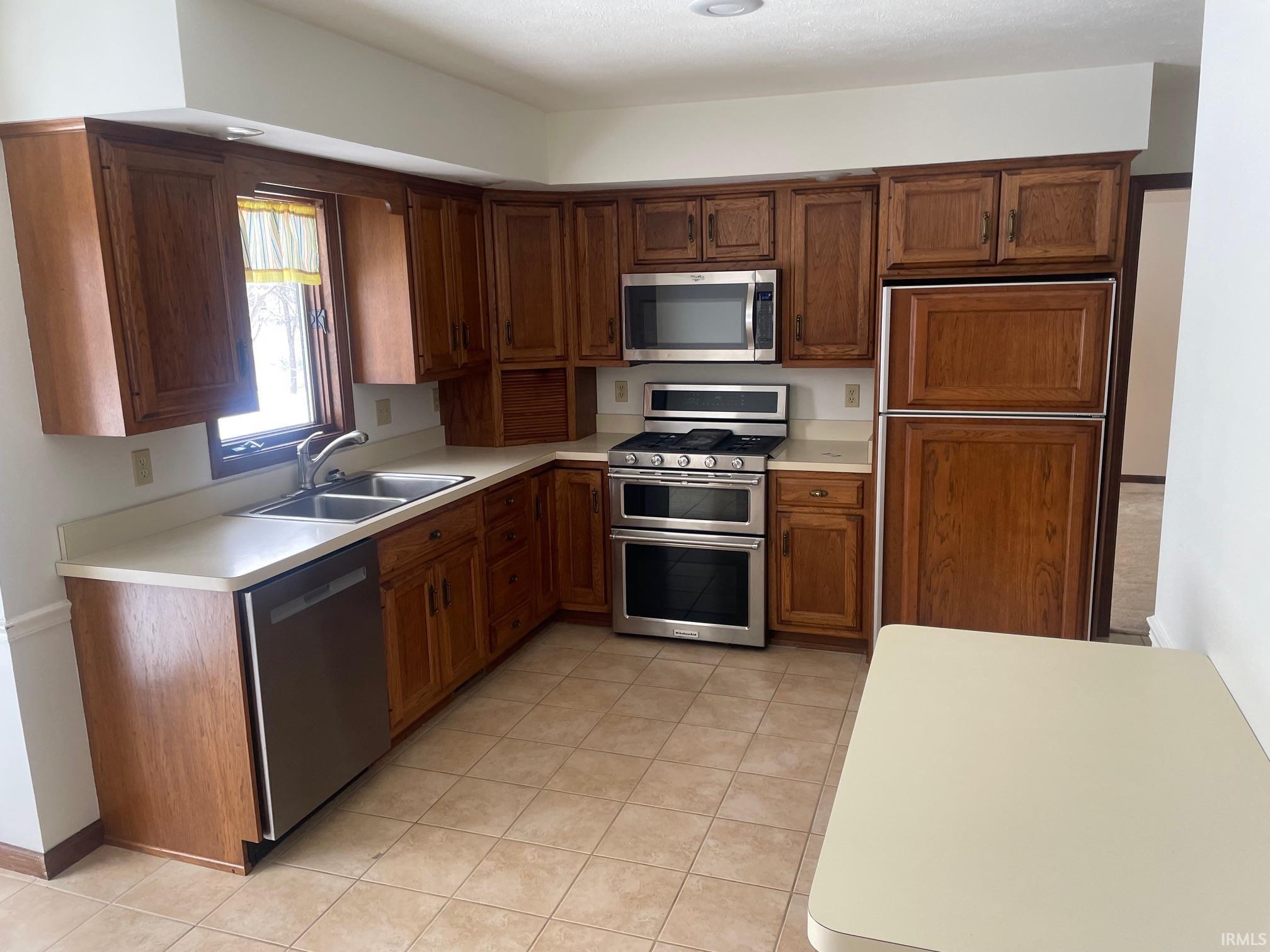 15516 Menominee Drive