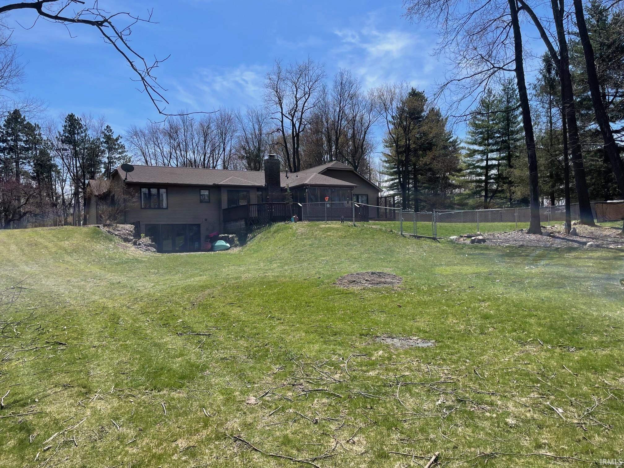 15516 Menominee Drive