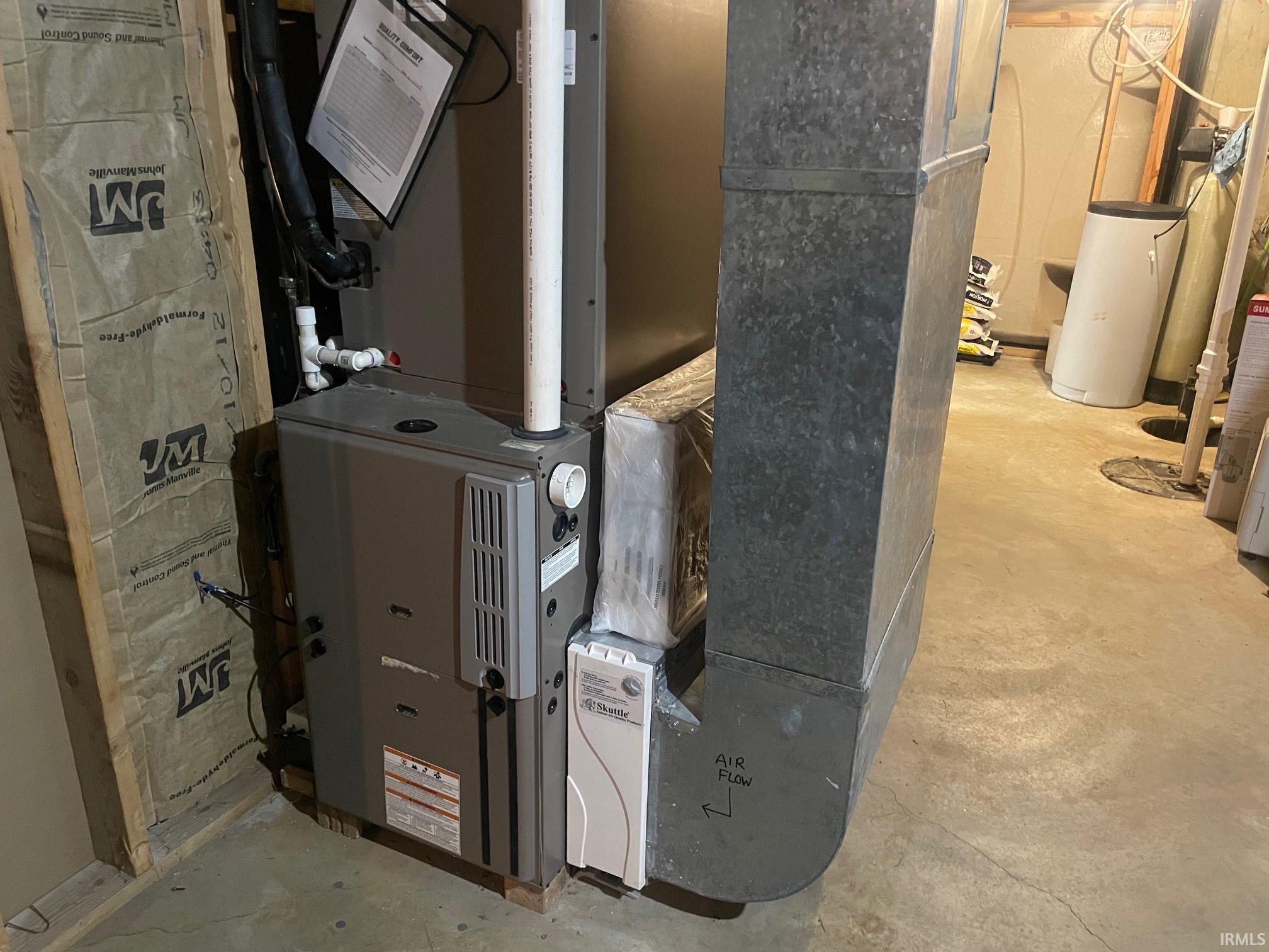 15516 Menominee Drive