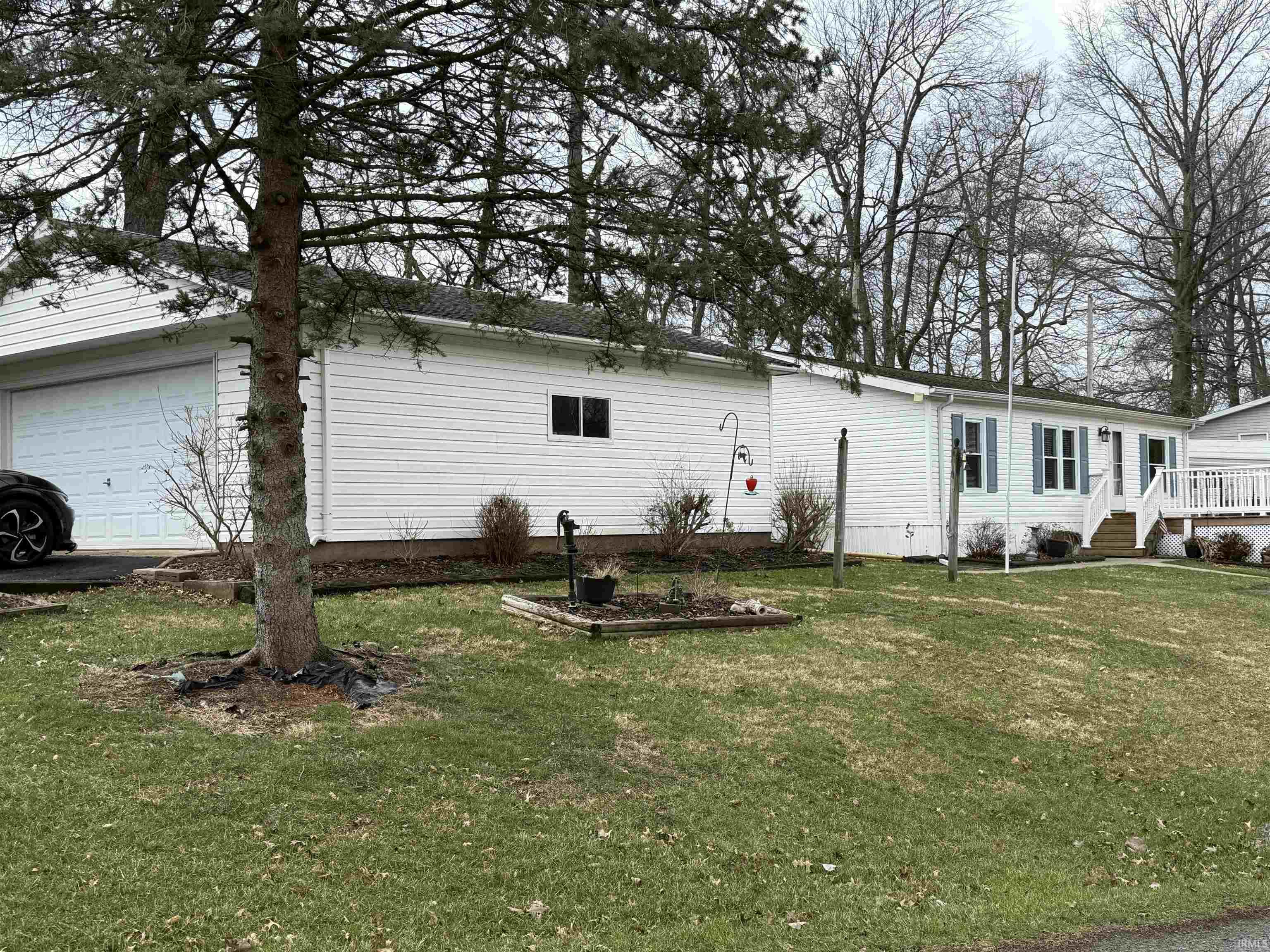 16267 Menominee Trail