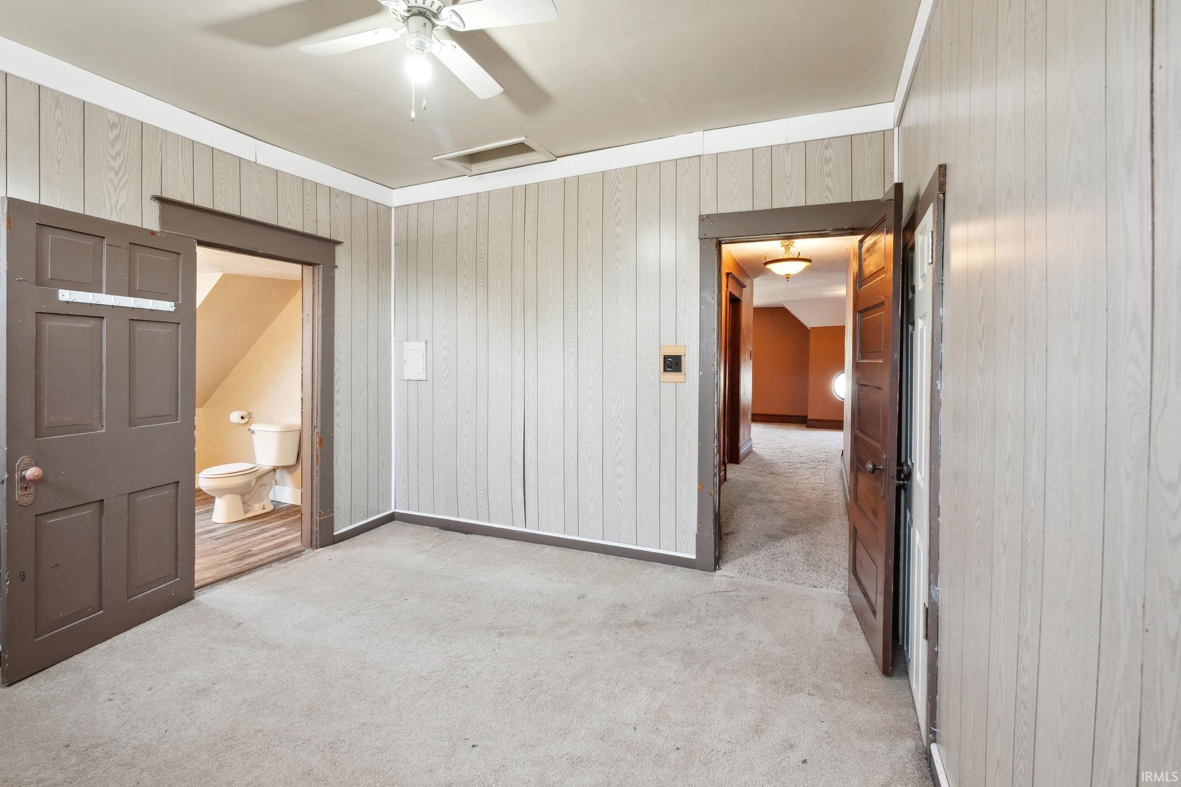 220 N Michigan Street