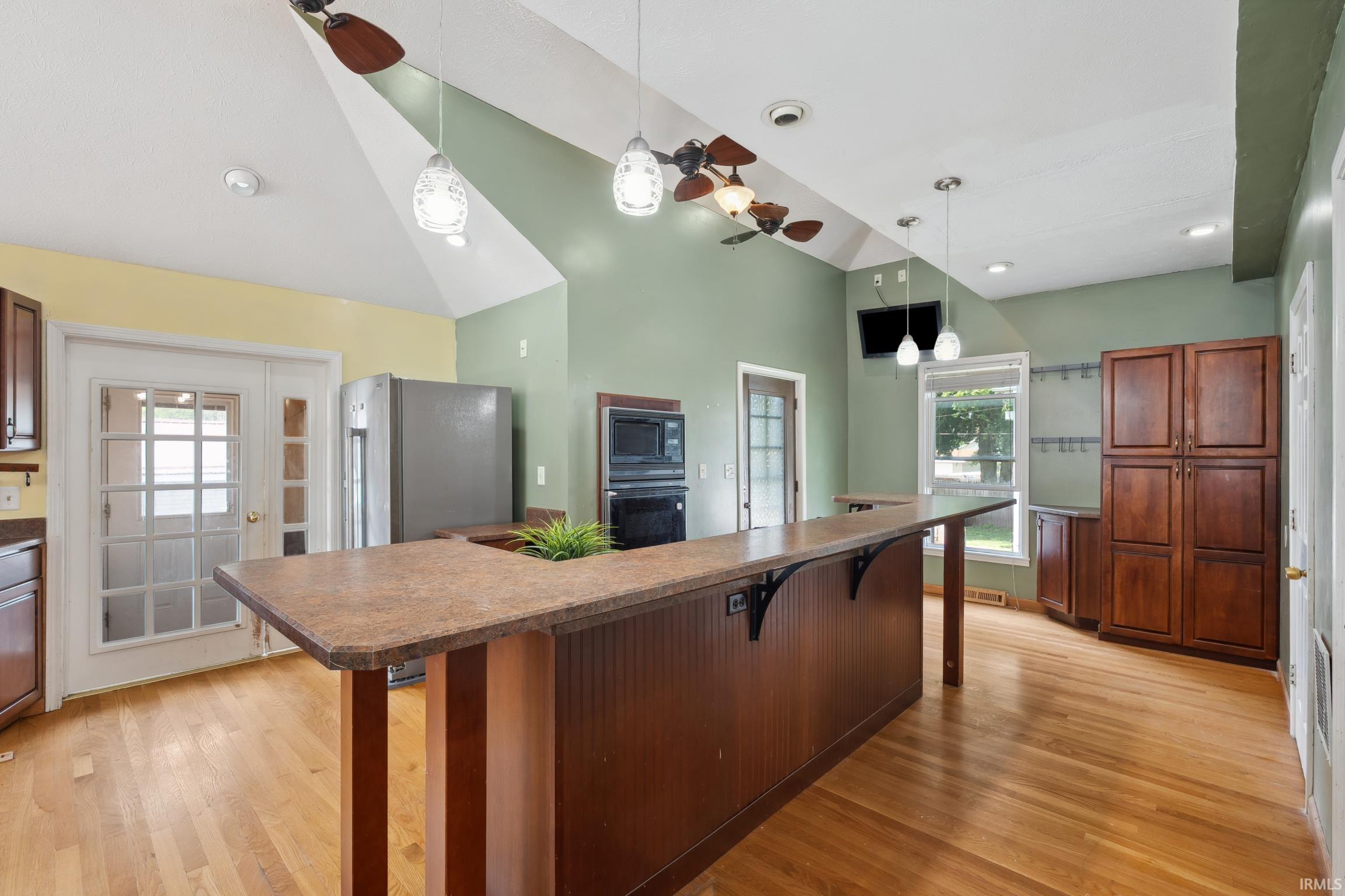 220 N Michigan Street