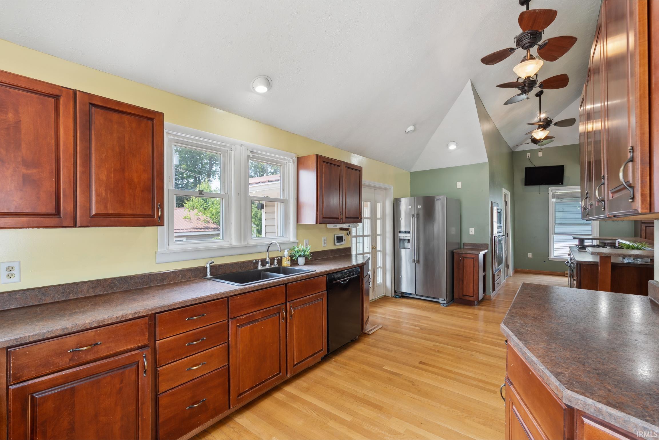 220 N Michigan Street