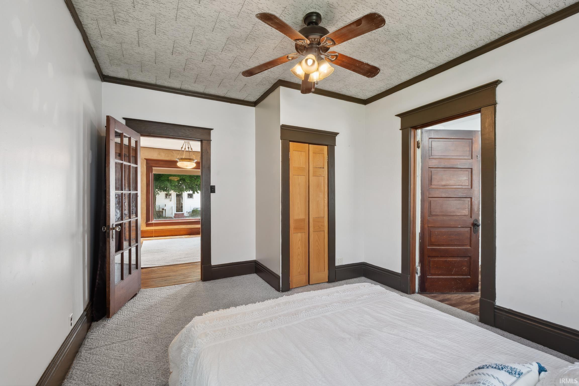 220 N Michigan Street