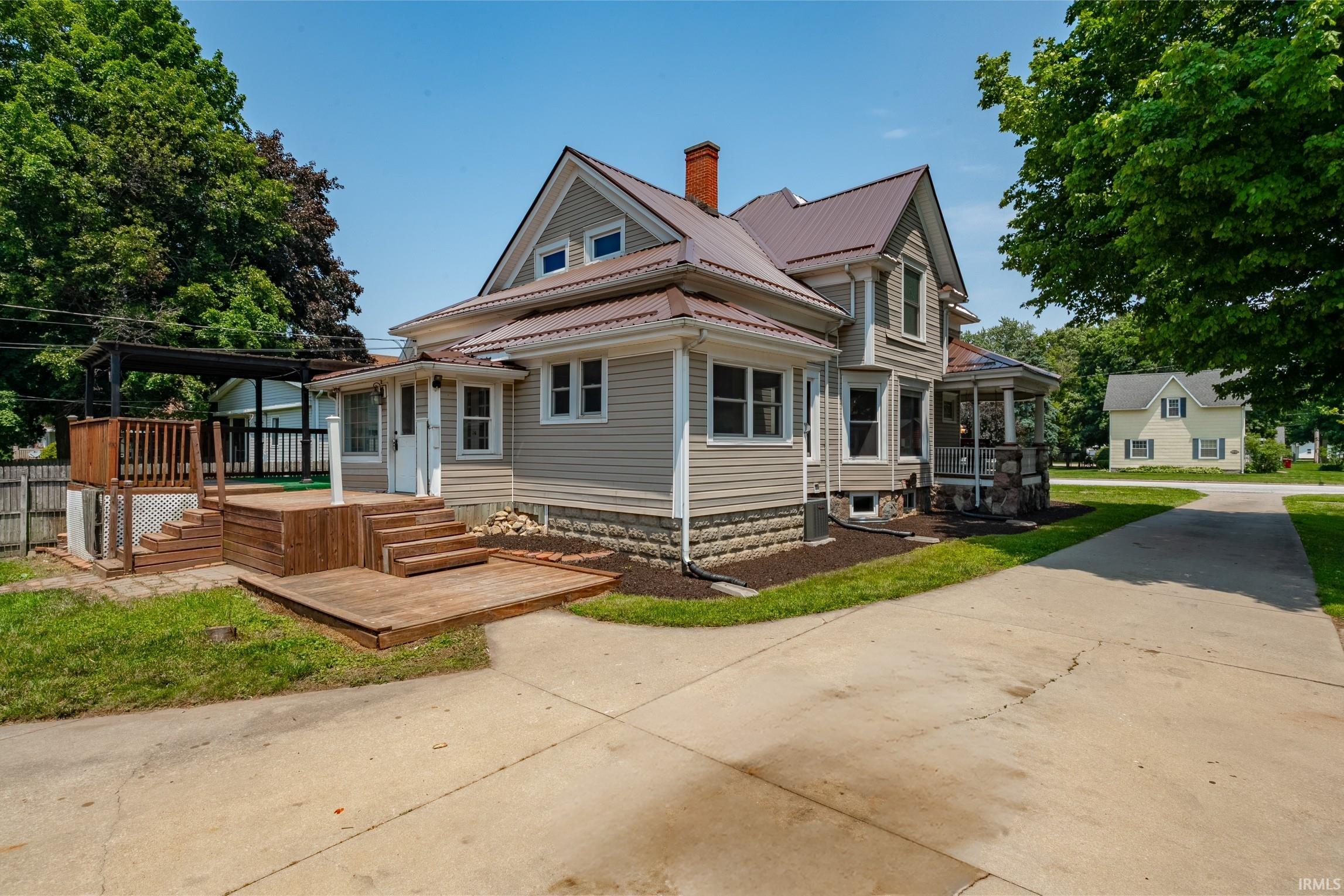 220 N Michigan Street