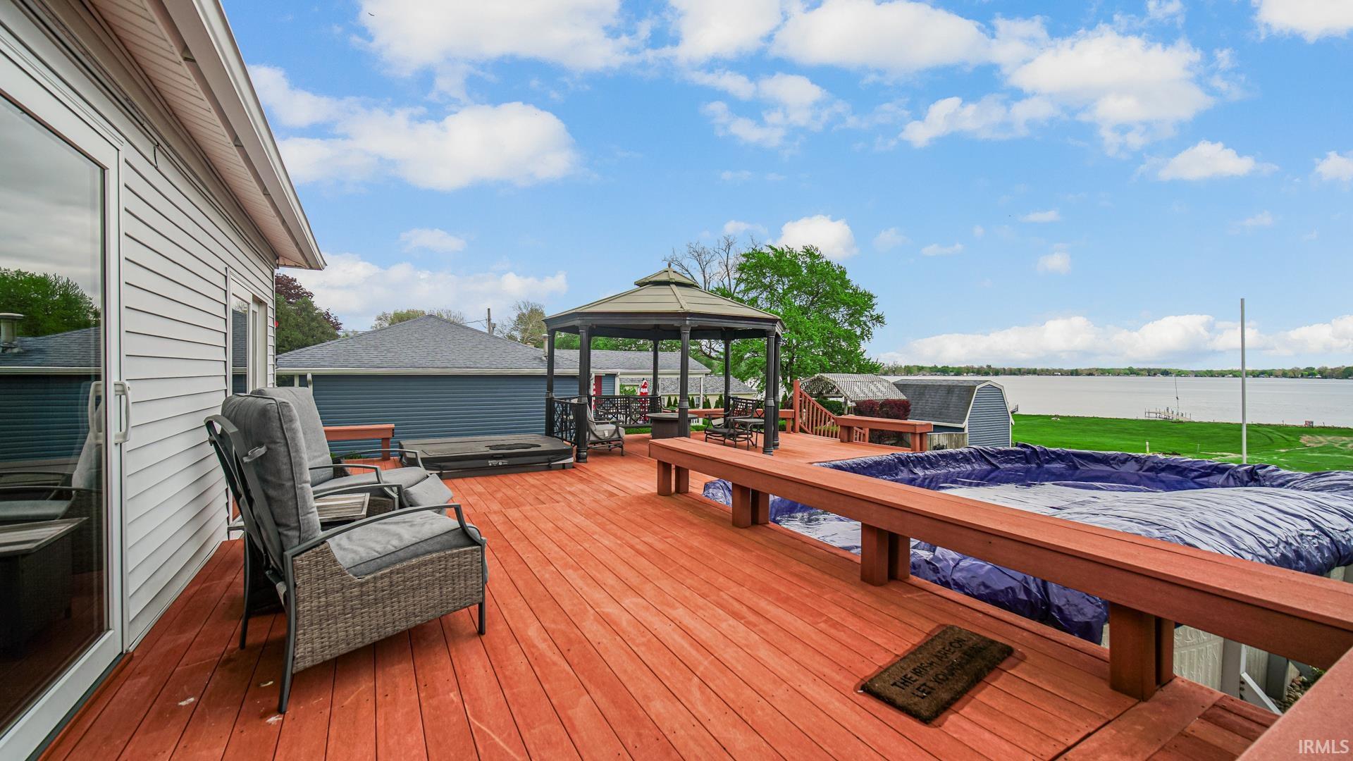 9071 N Shore Drive