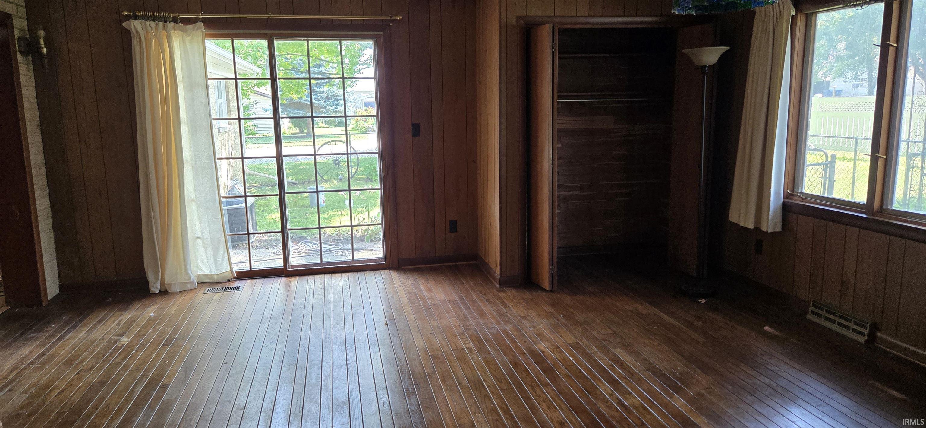 226 E Lincoln Street