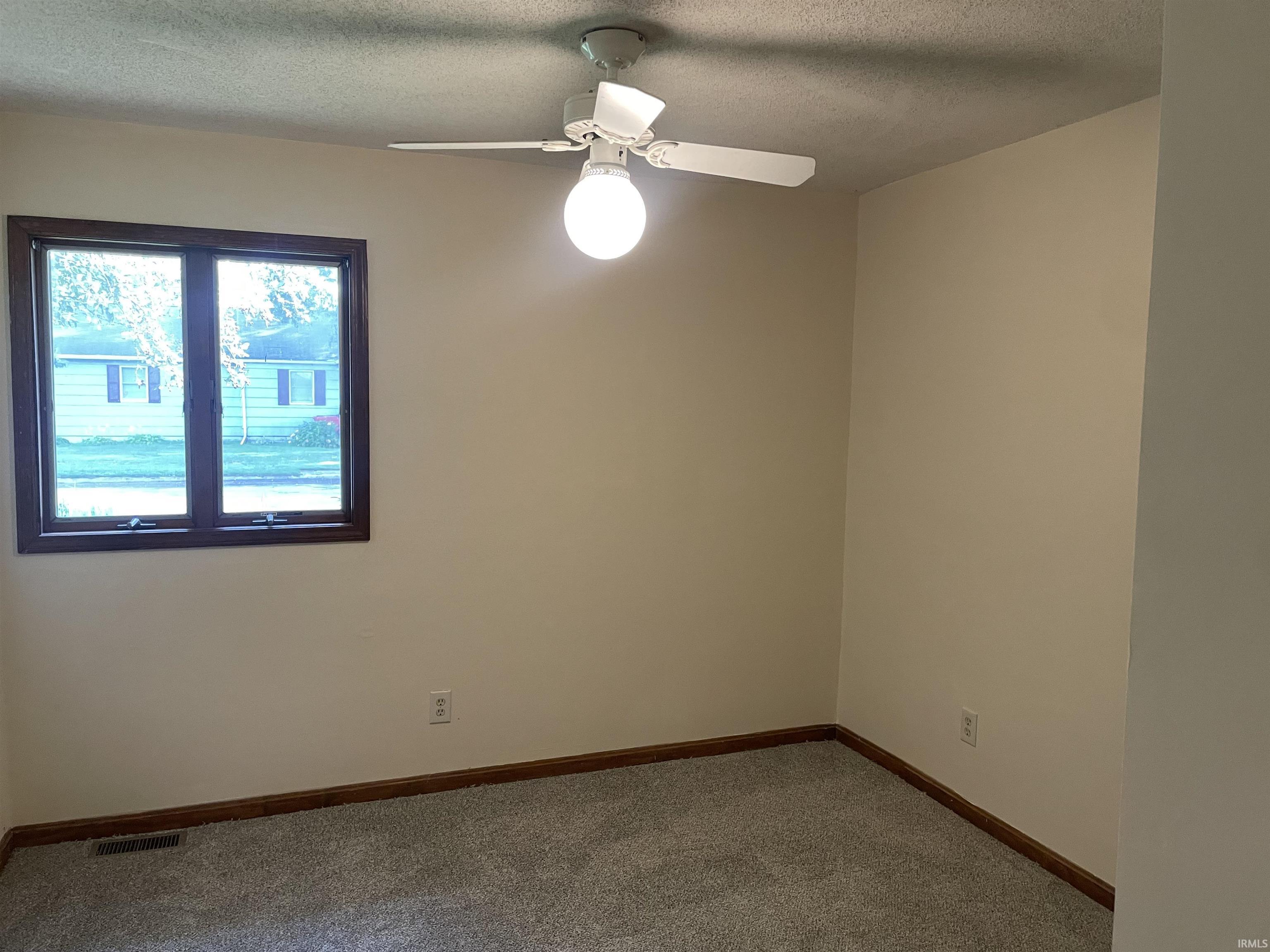 340 W Indiana Avenue