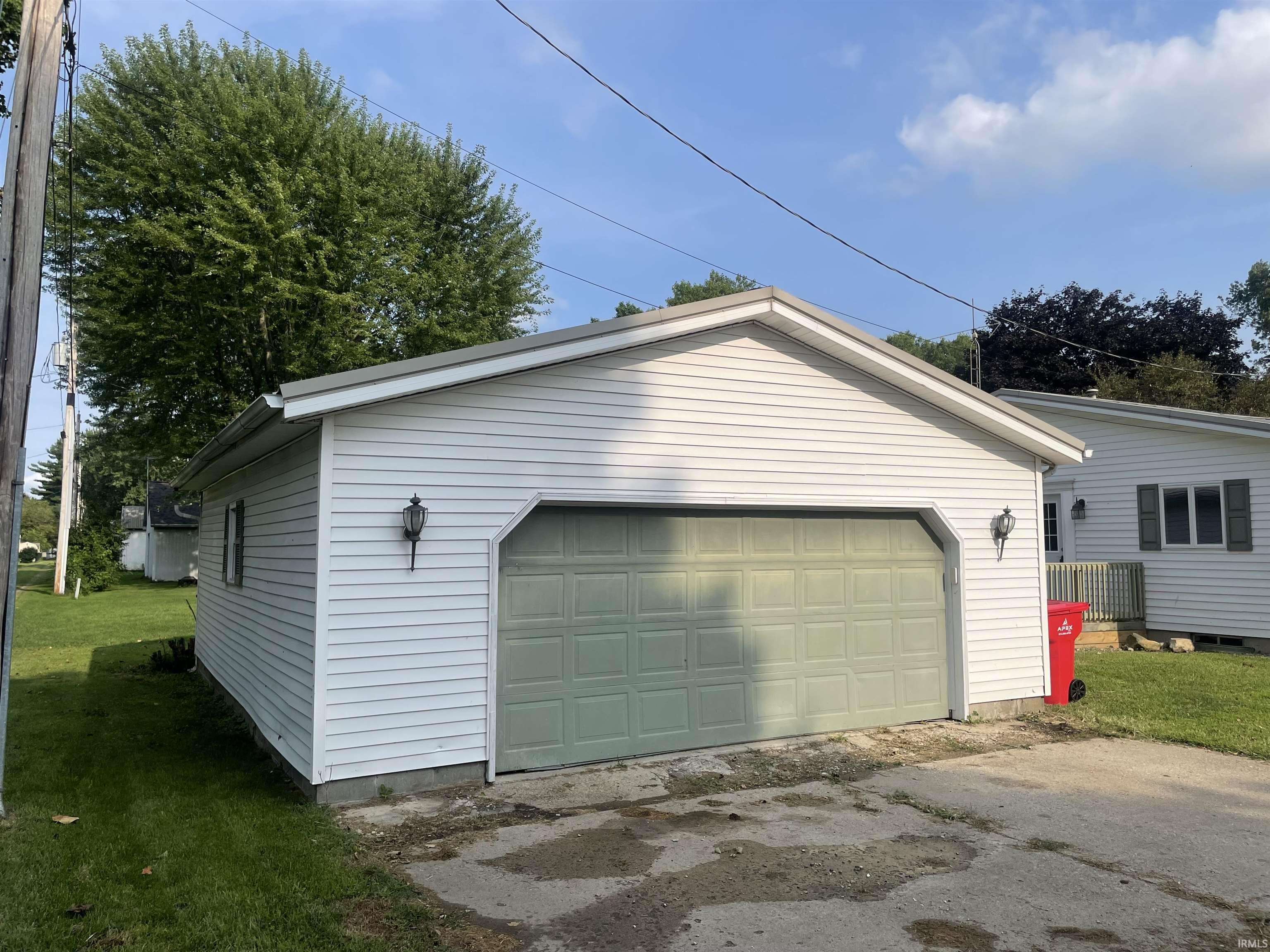 340 W Indiana Avenue