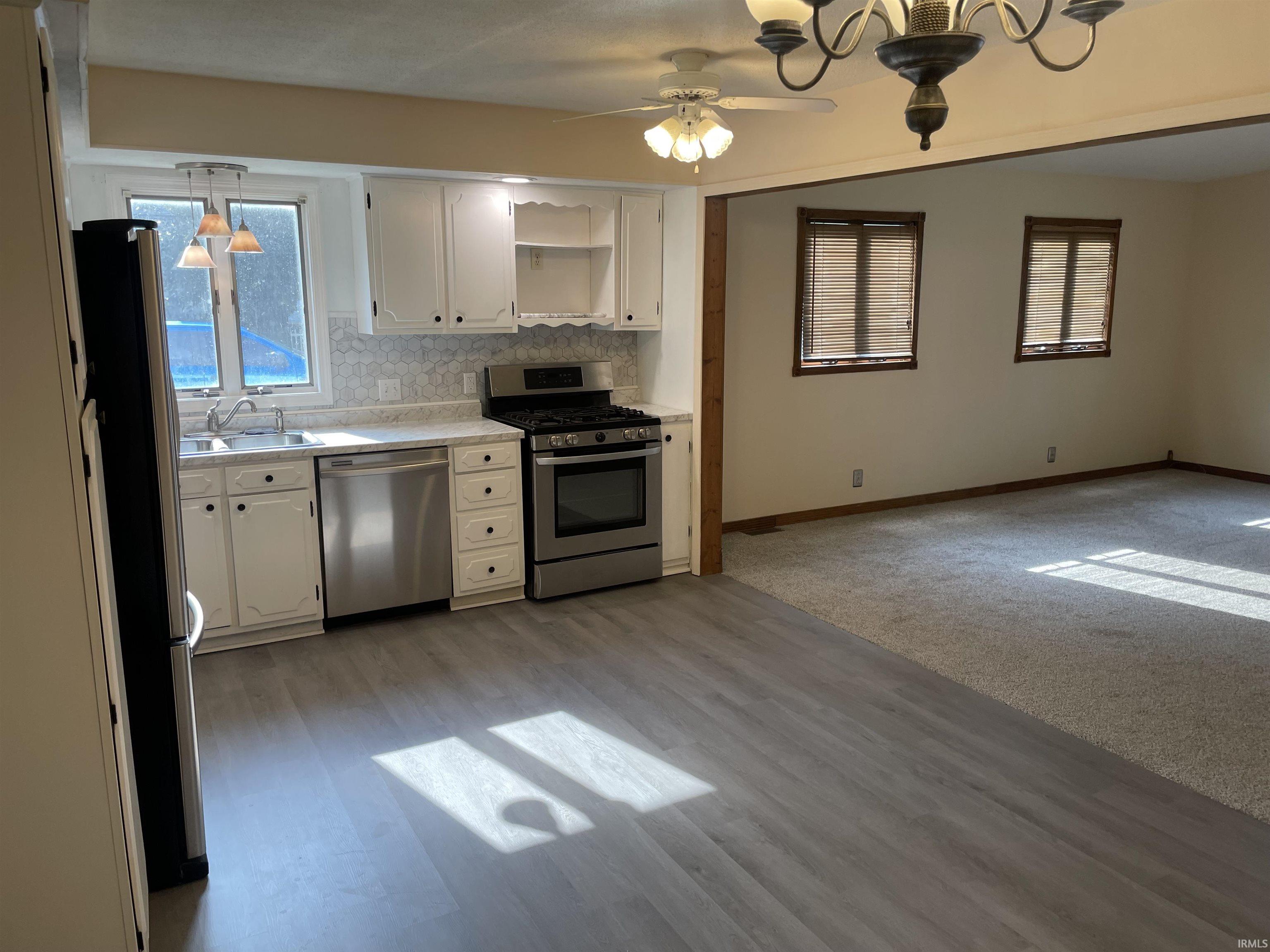 340 W Indiana Avenue