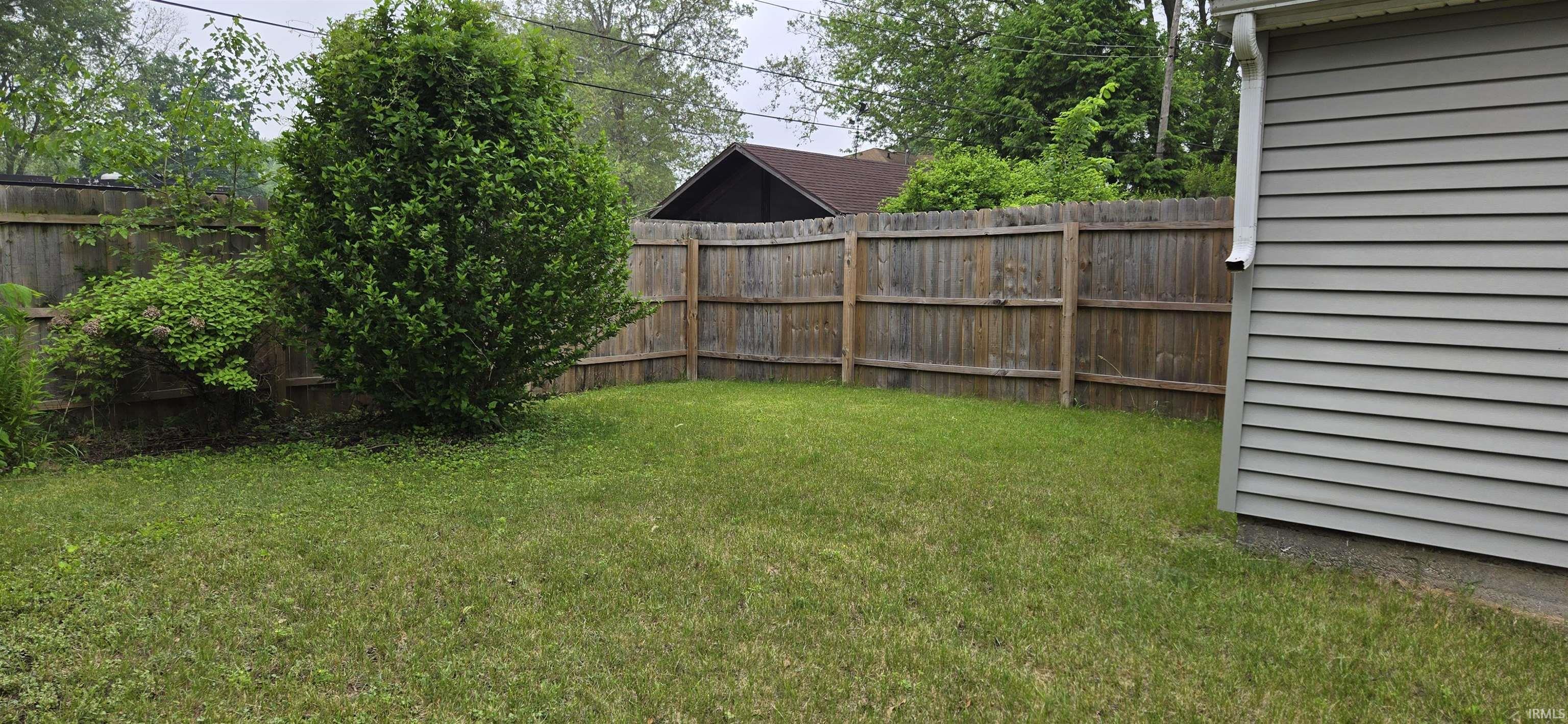 1072 Lincolway Highway