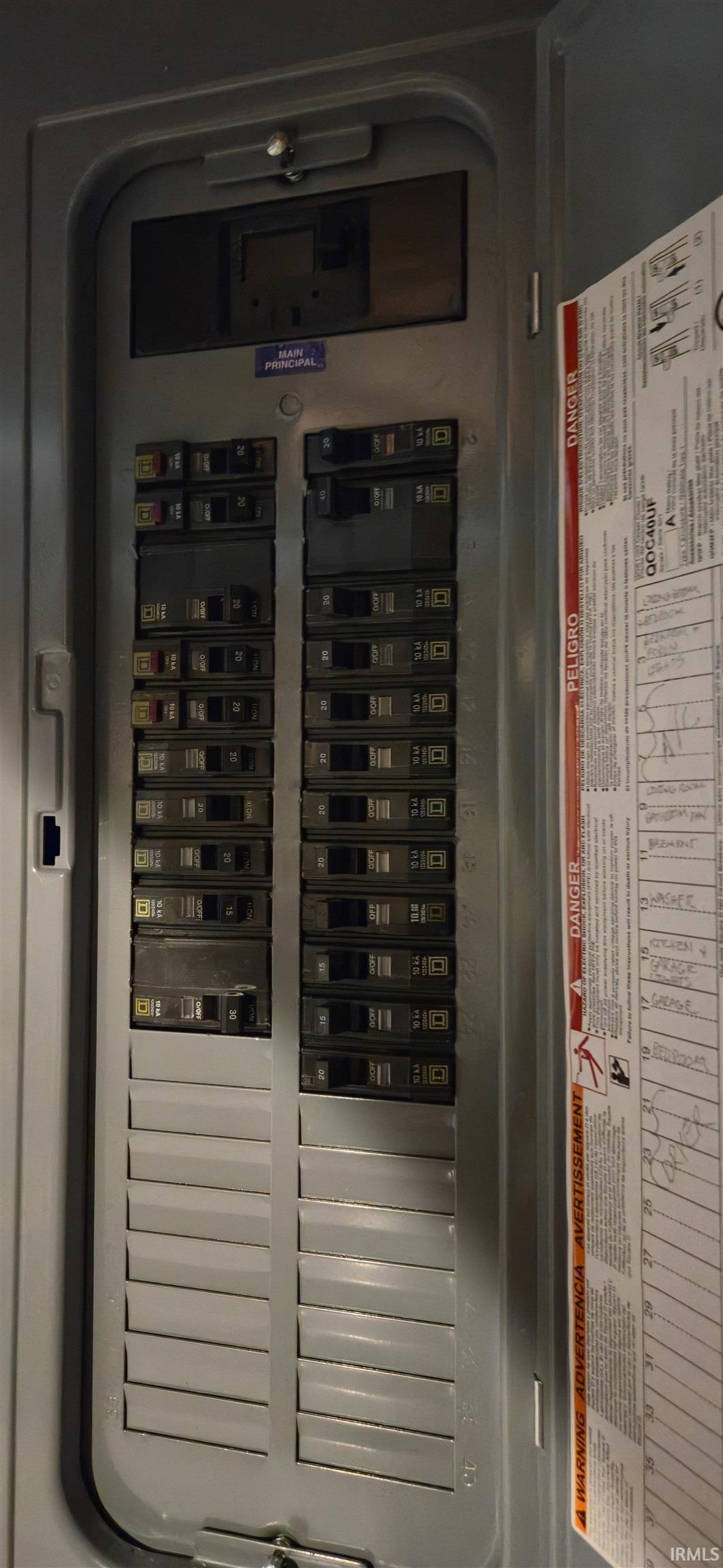 1072 Lincolway Highway