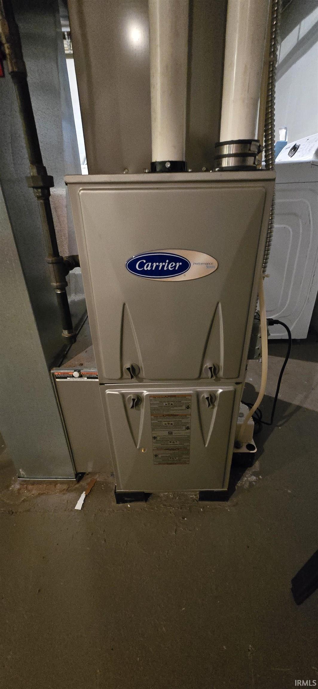 1072 Lincolway Highway