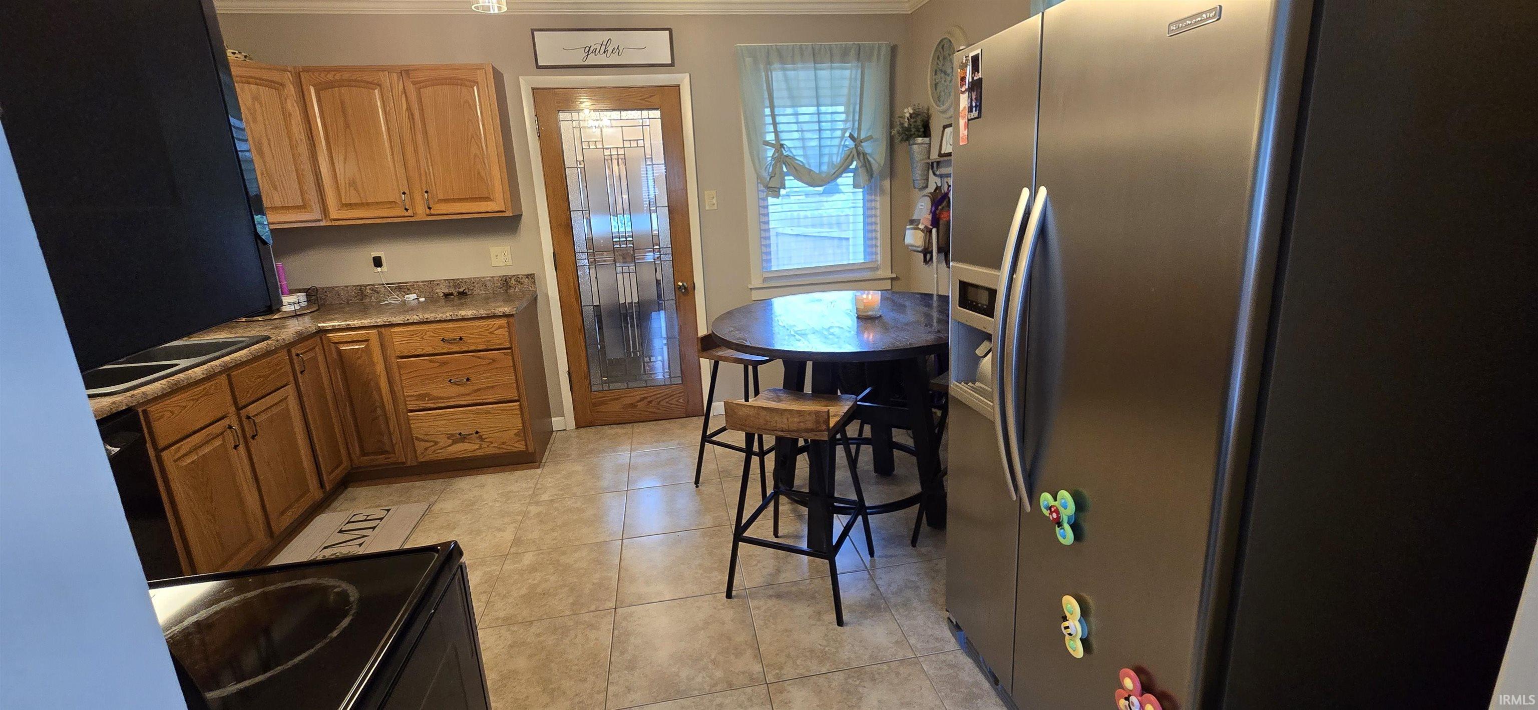 1072 Lincolway Highway