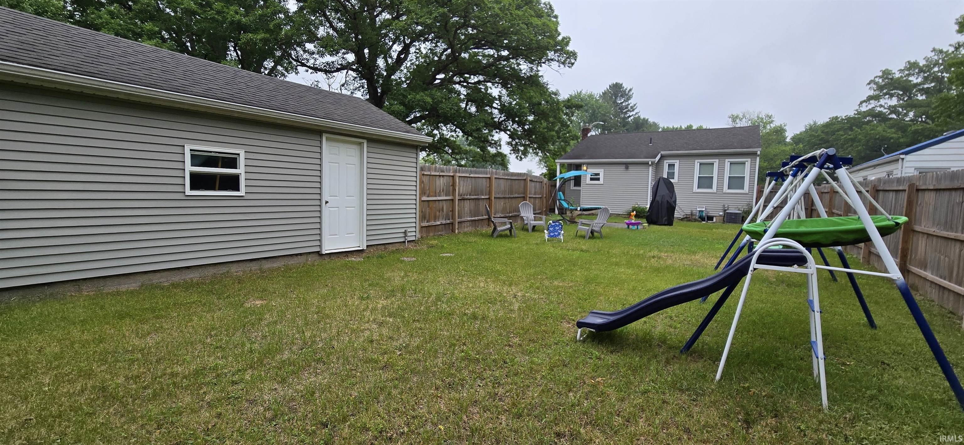 1072 Lincolway Highway