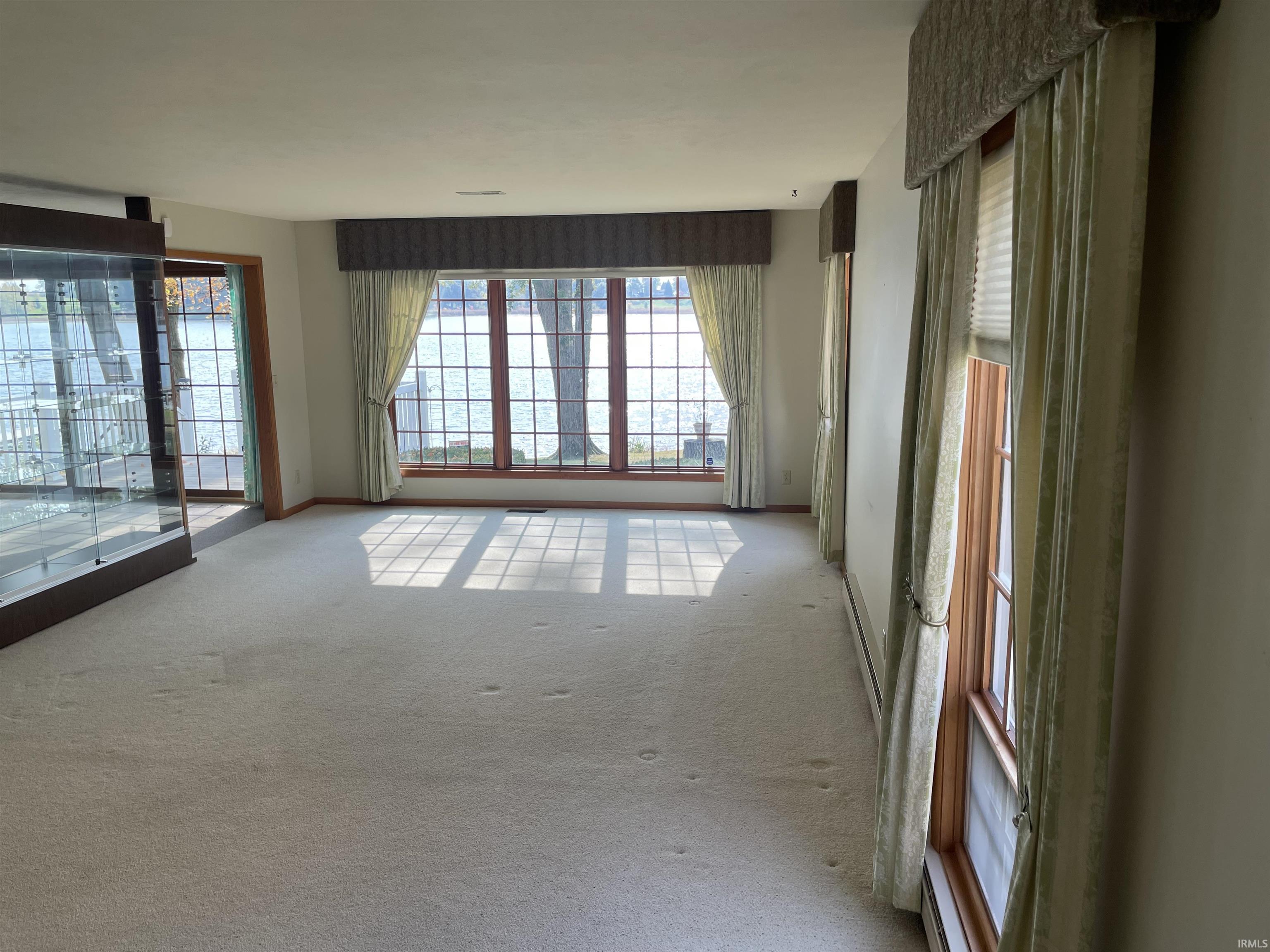 14415 Lawrence Lake Drive