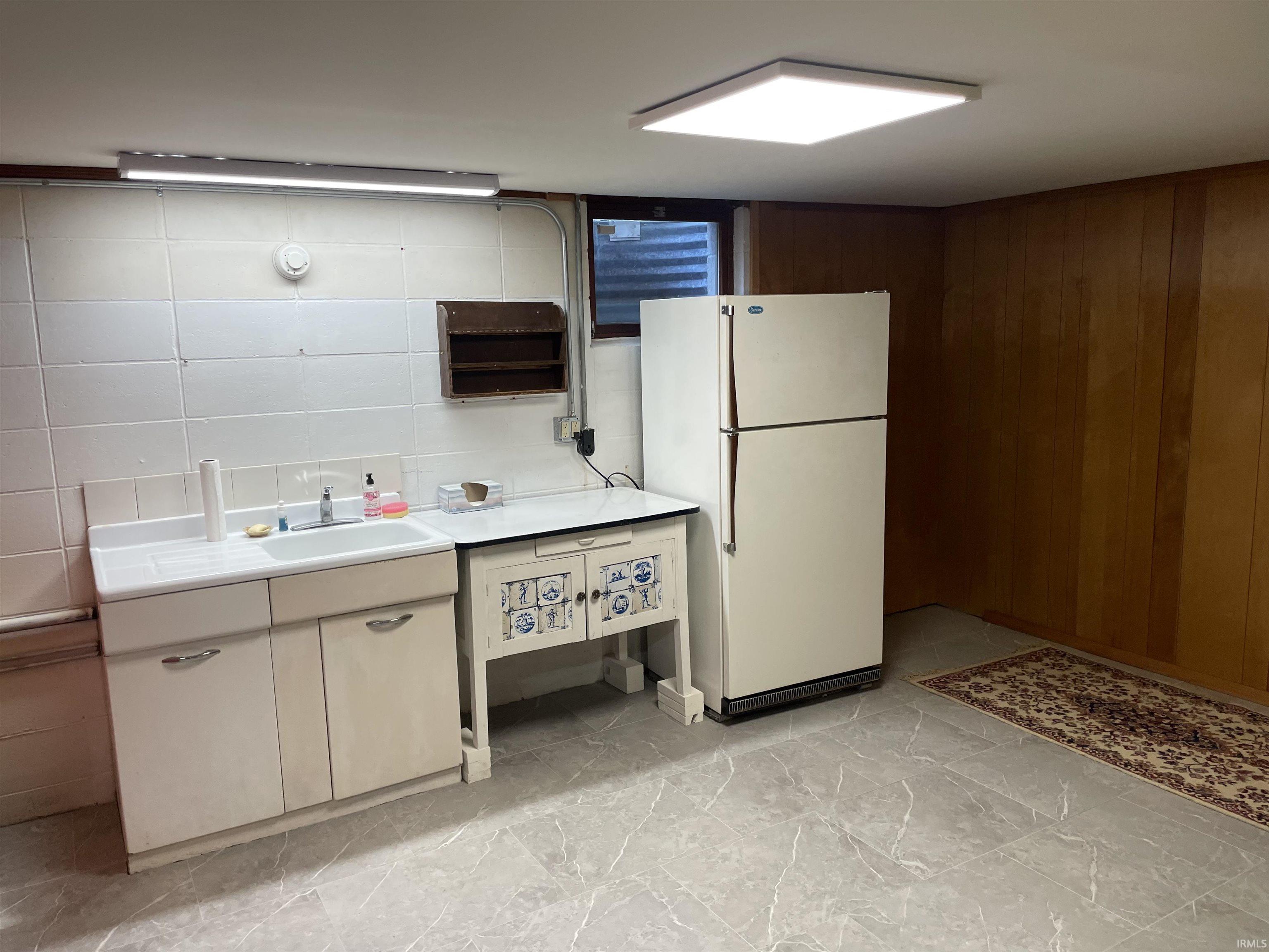 14415 Lawrence Lake Drive