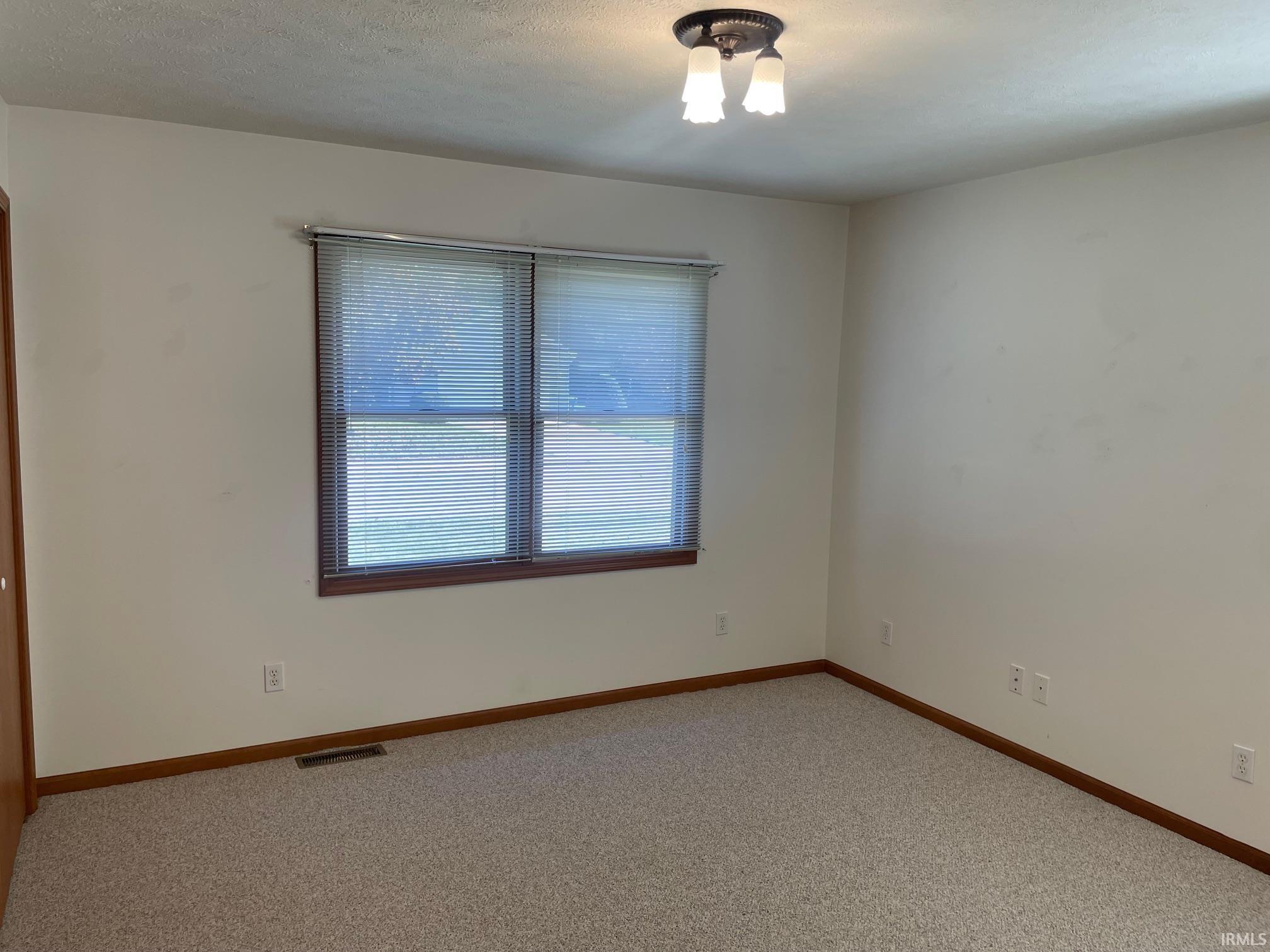 1147 Warana Drive