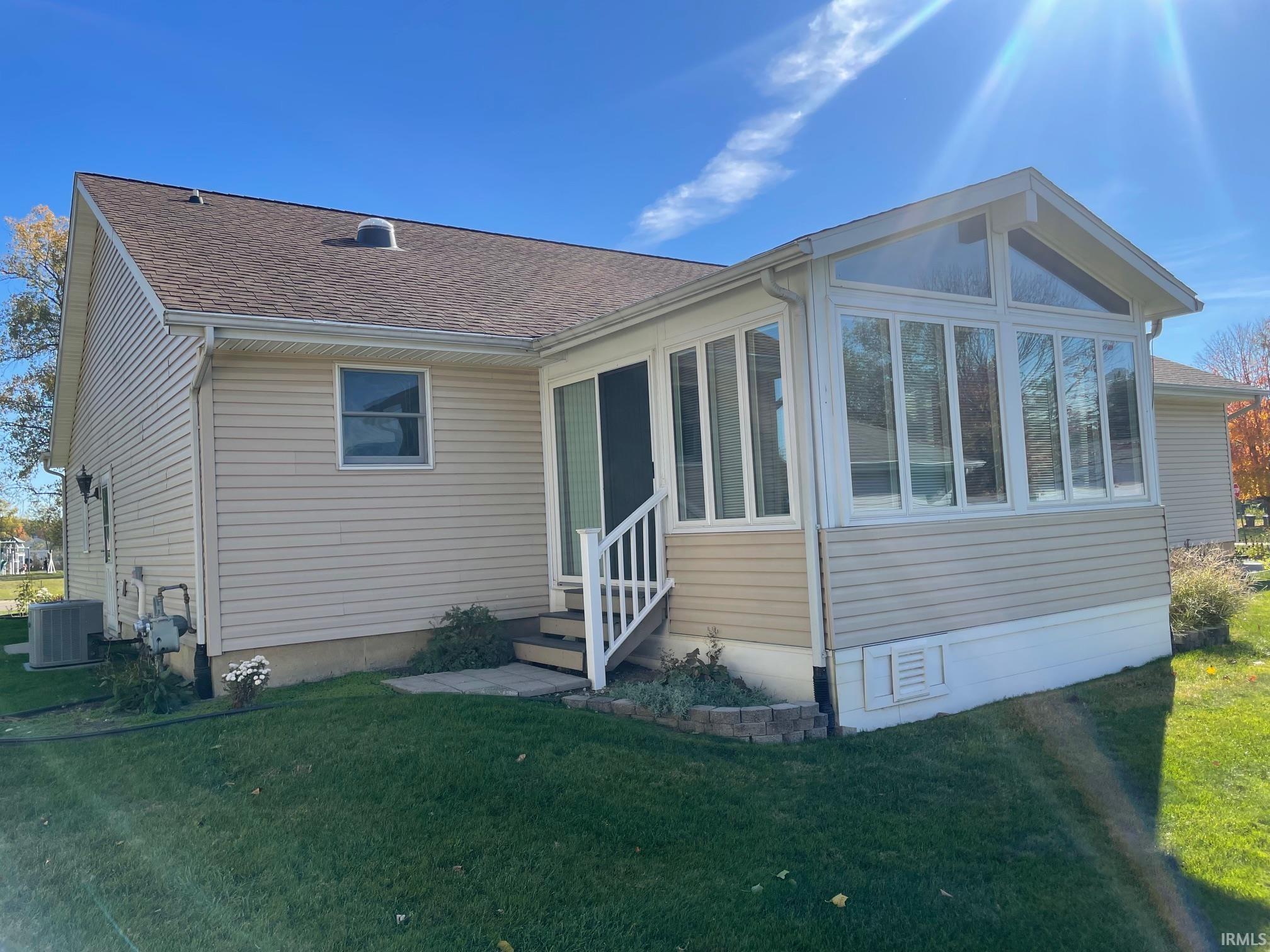 1147 Warana Drive