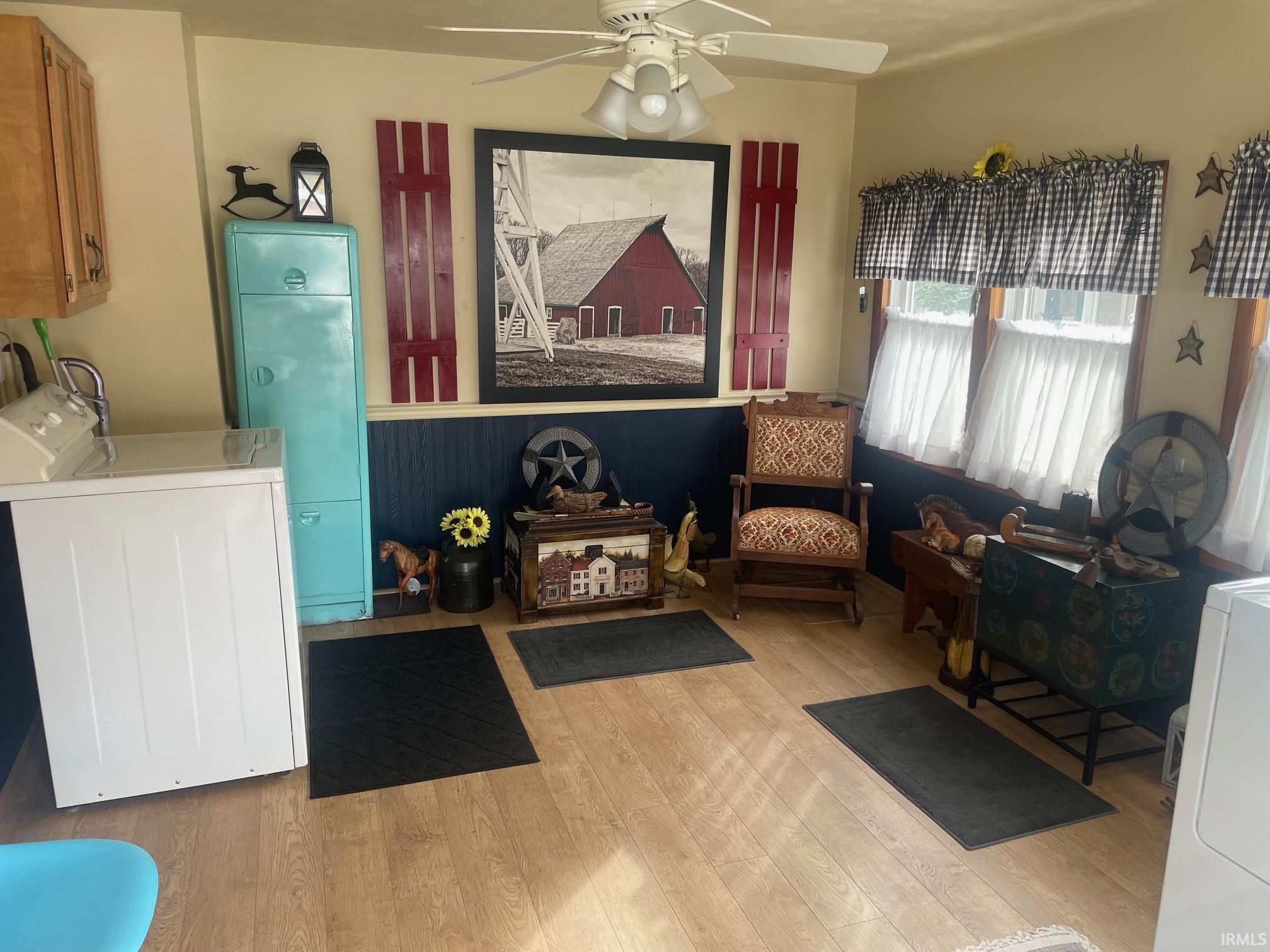 212 S Michigan Street