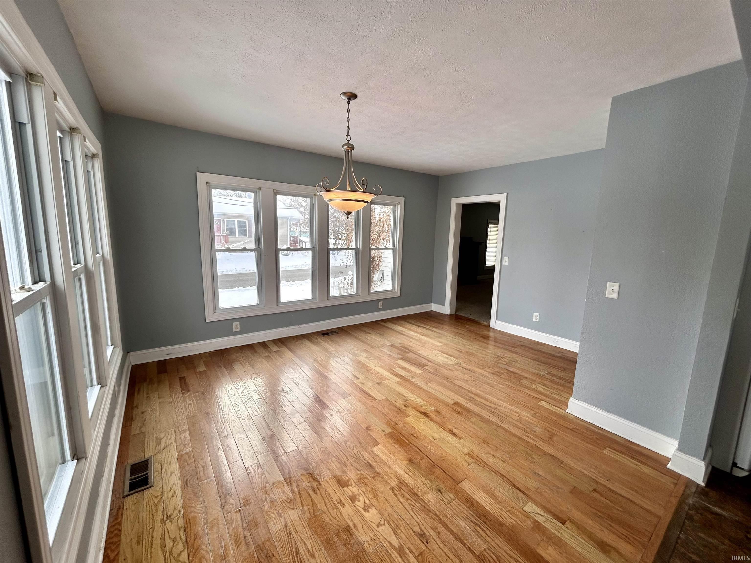 1002 N Main Street
