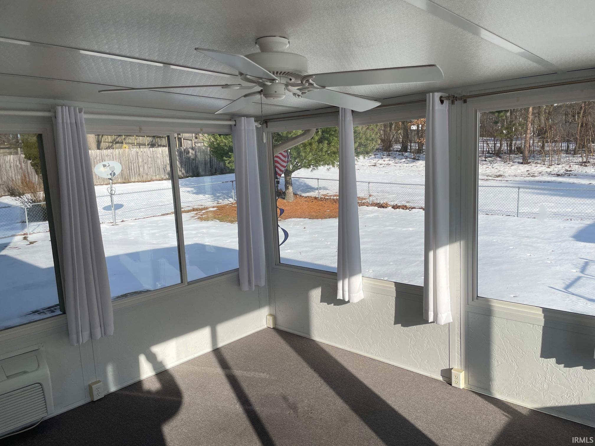 9606 Deer Trail