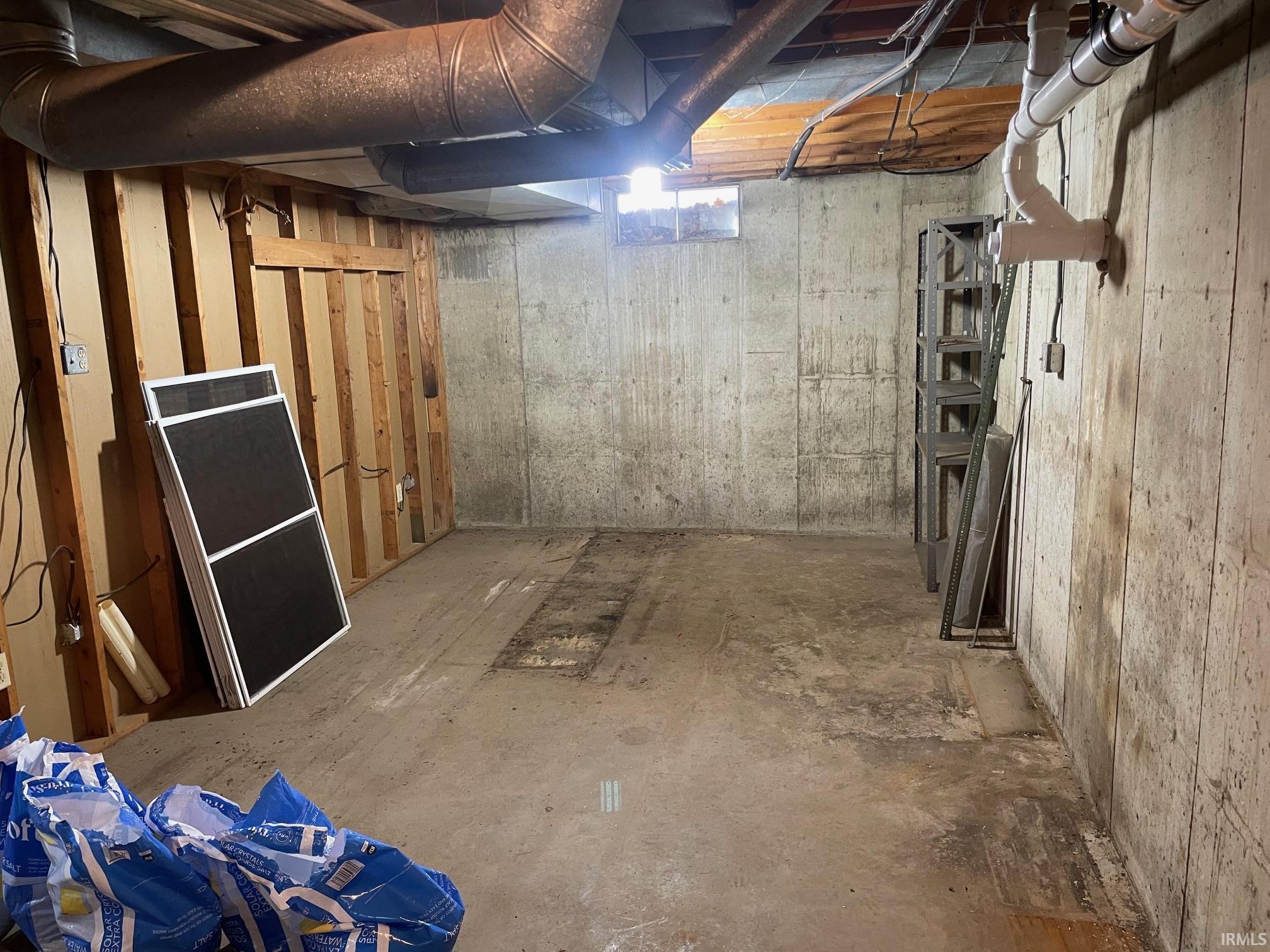 9606 Deer Trail