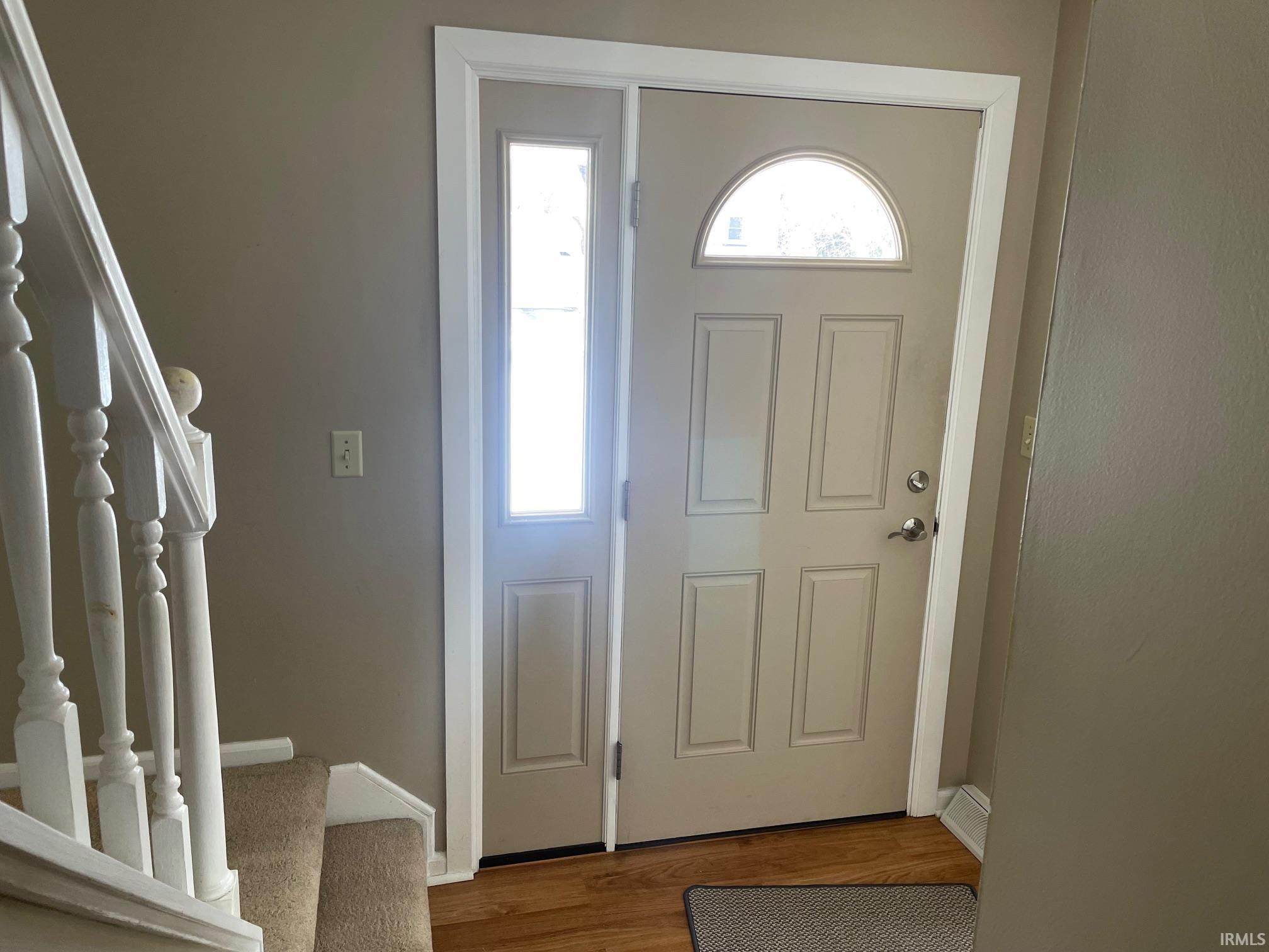 9606 Deer Trail