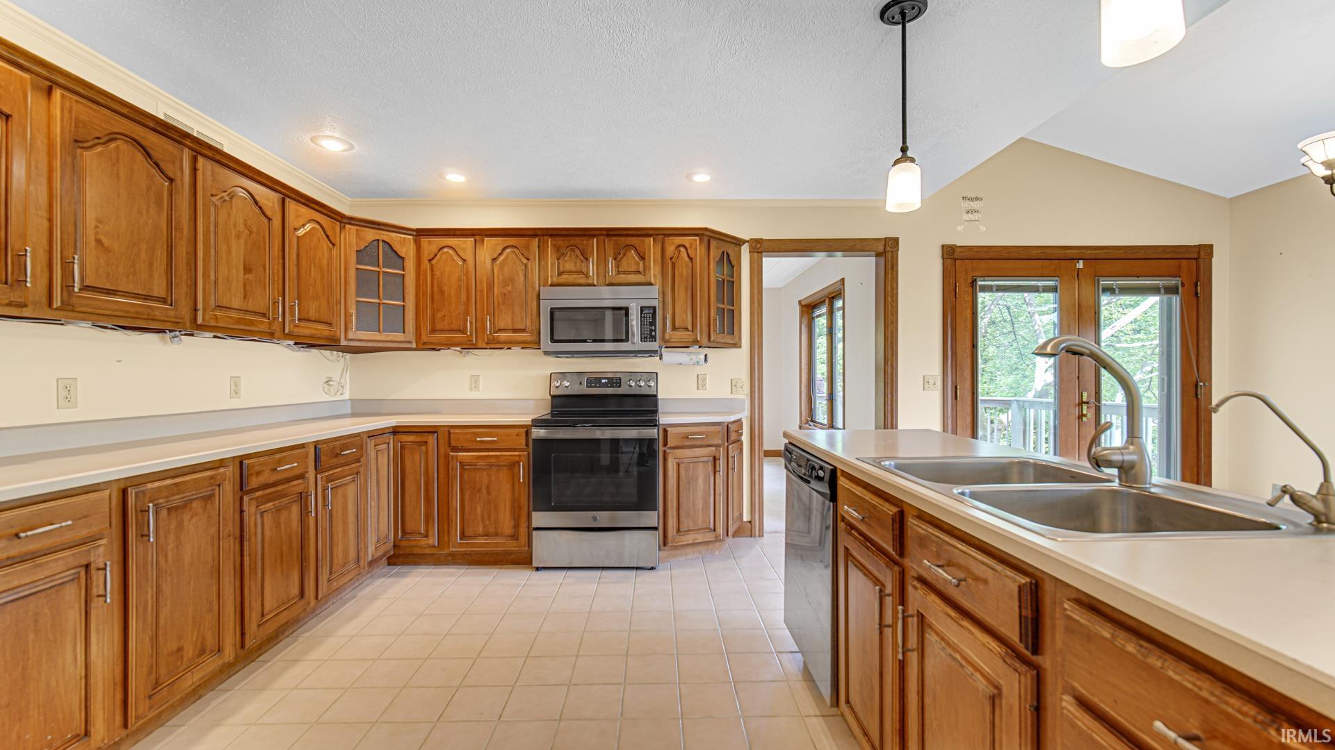 12232 Amber Court